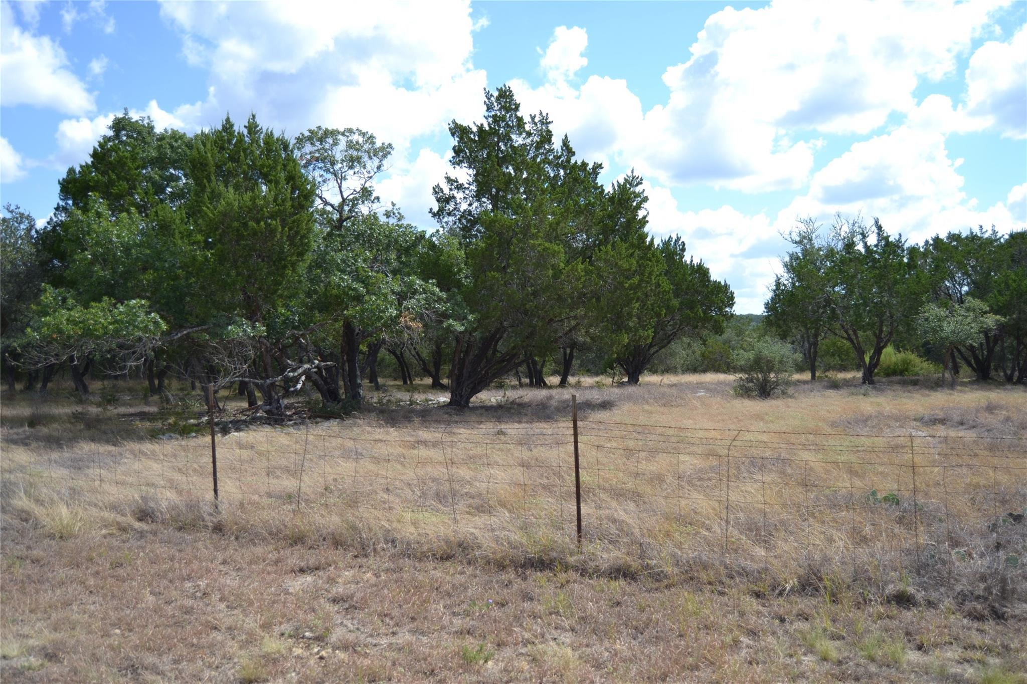 270 Gant RD, Dripping Springs, TX 78620