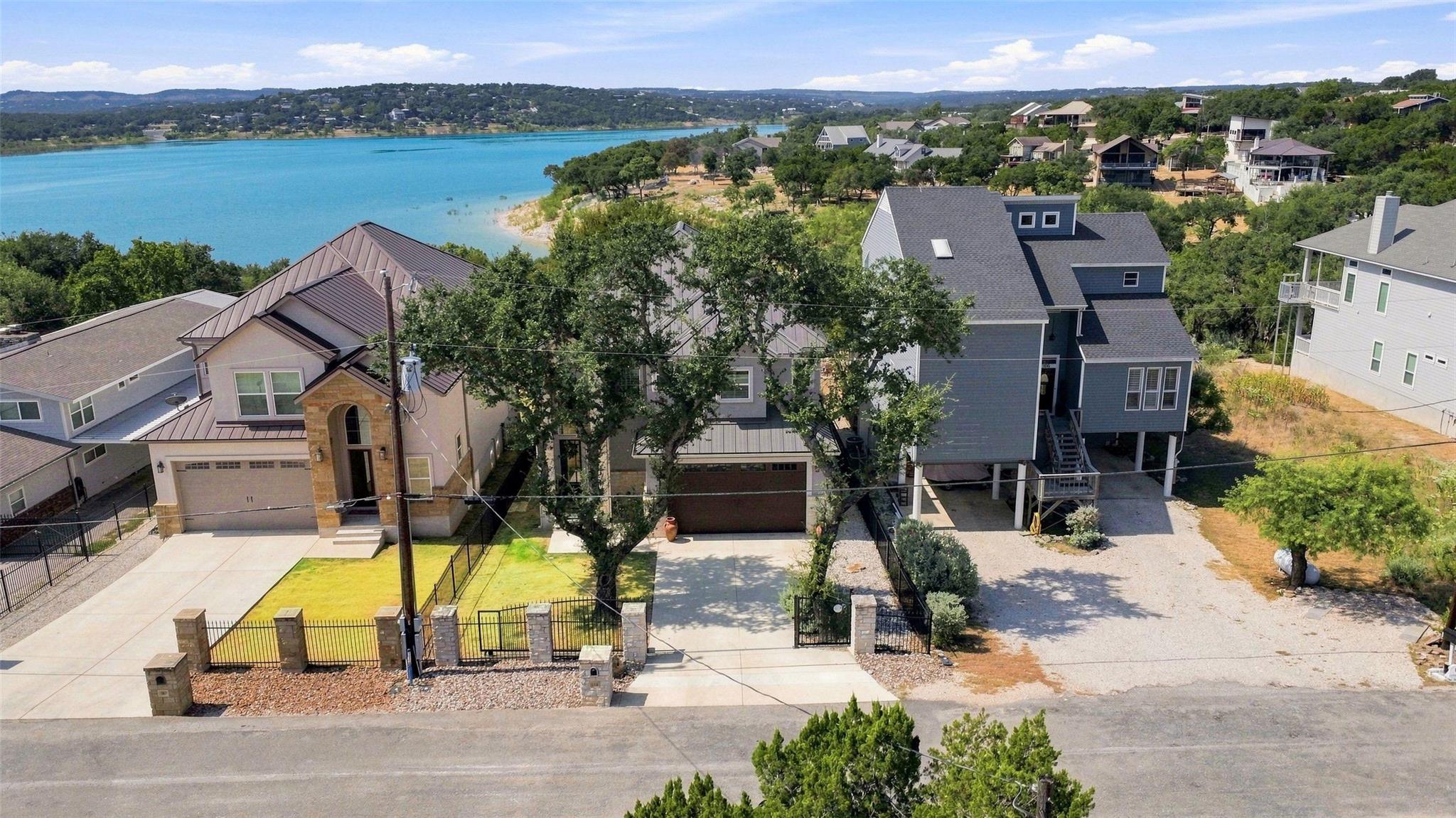 174 Edge Hill DR, Canyon Lake, TX 78133