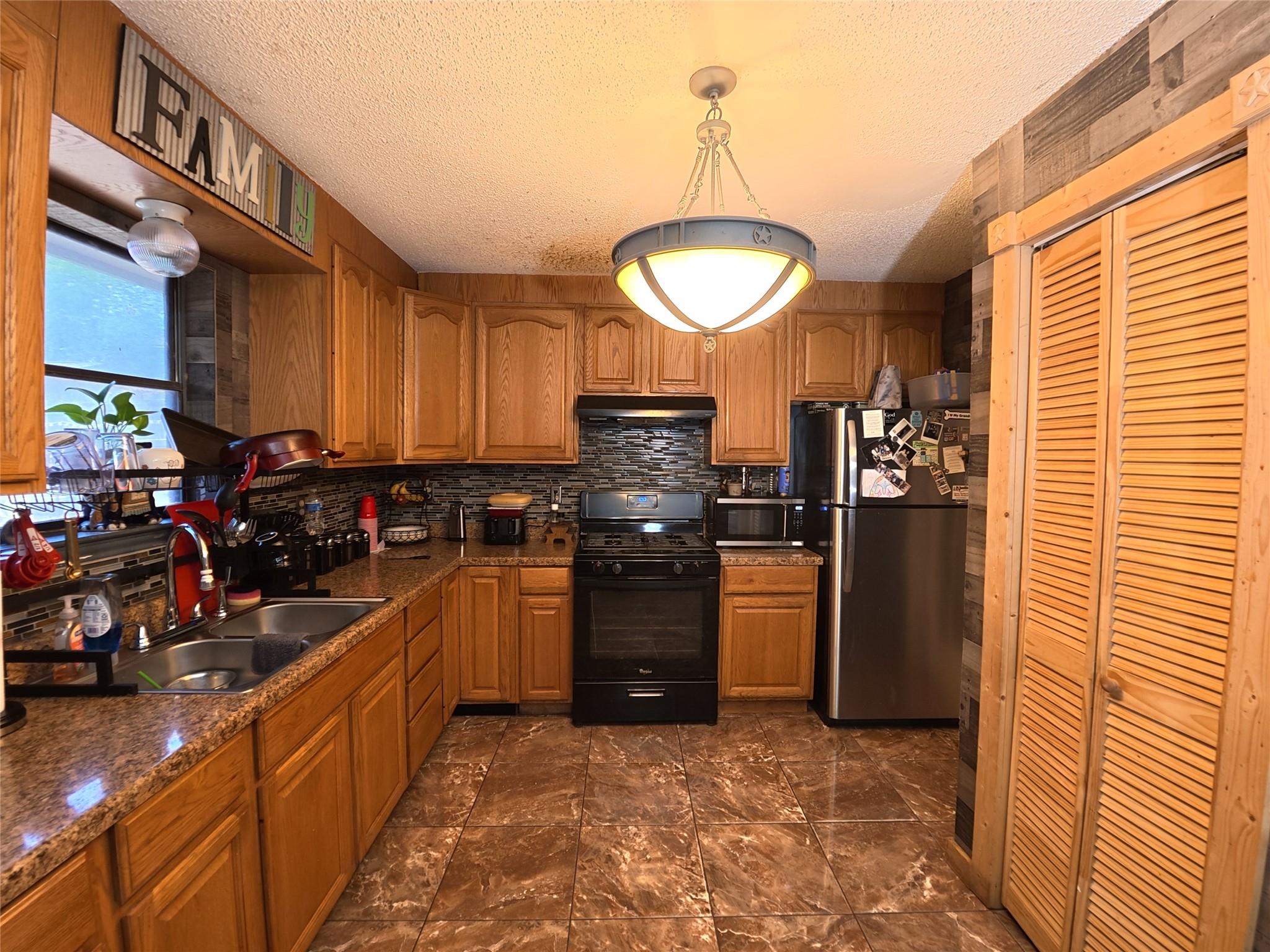 4808 Brook Crest RD, Austin, TX 78744