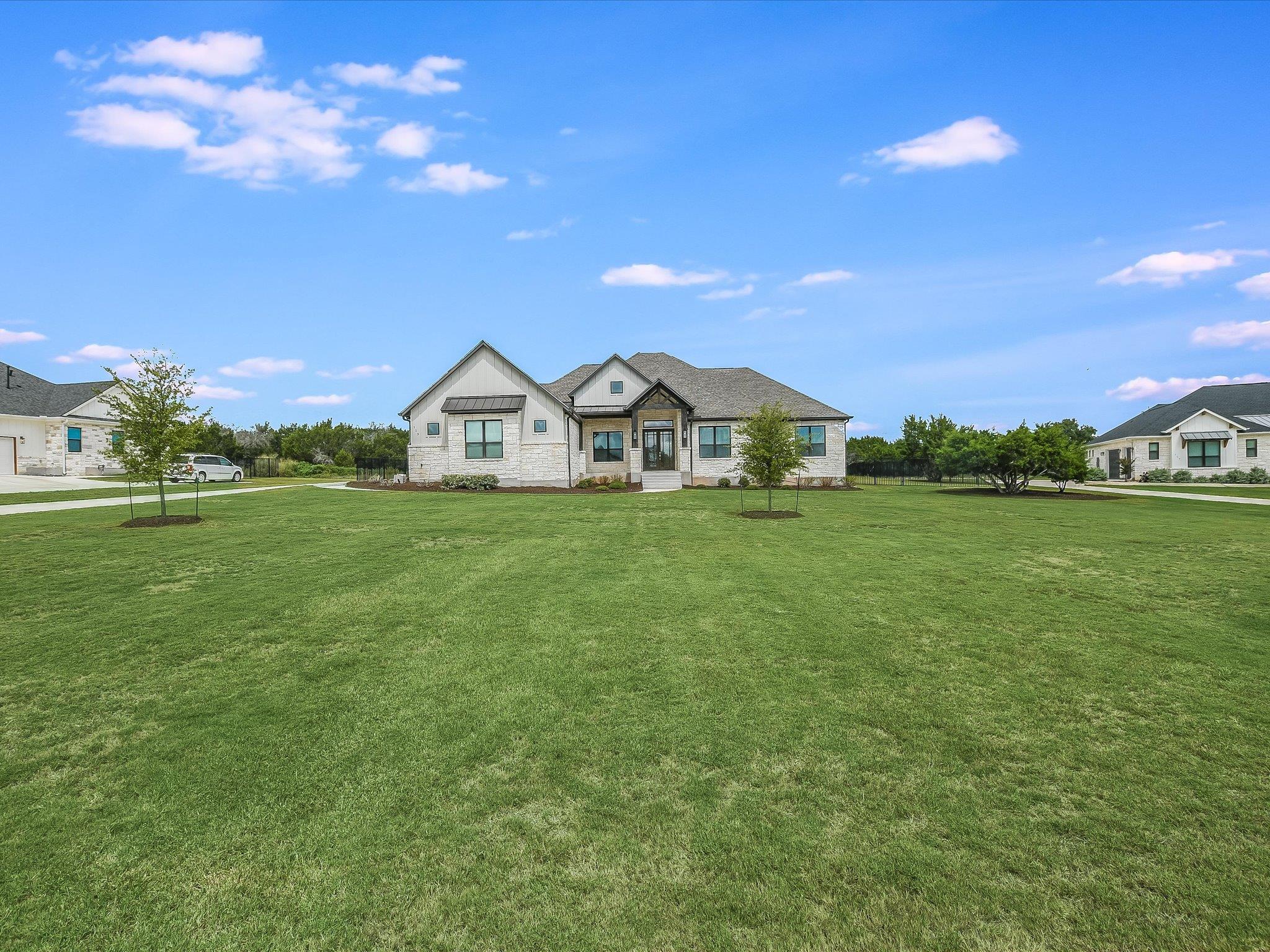 113 Tesoro Perdido CV, Liberty Hill, TX 78642