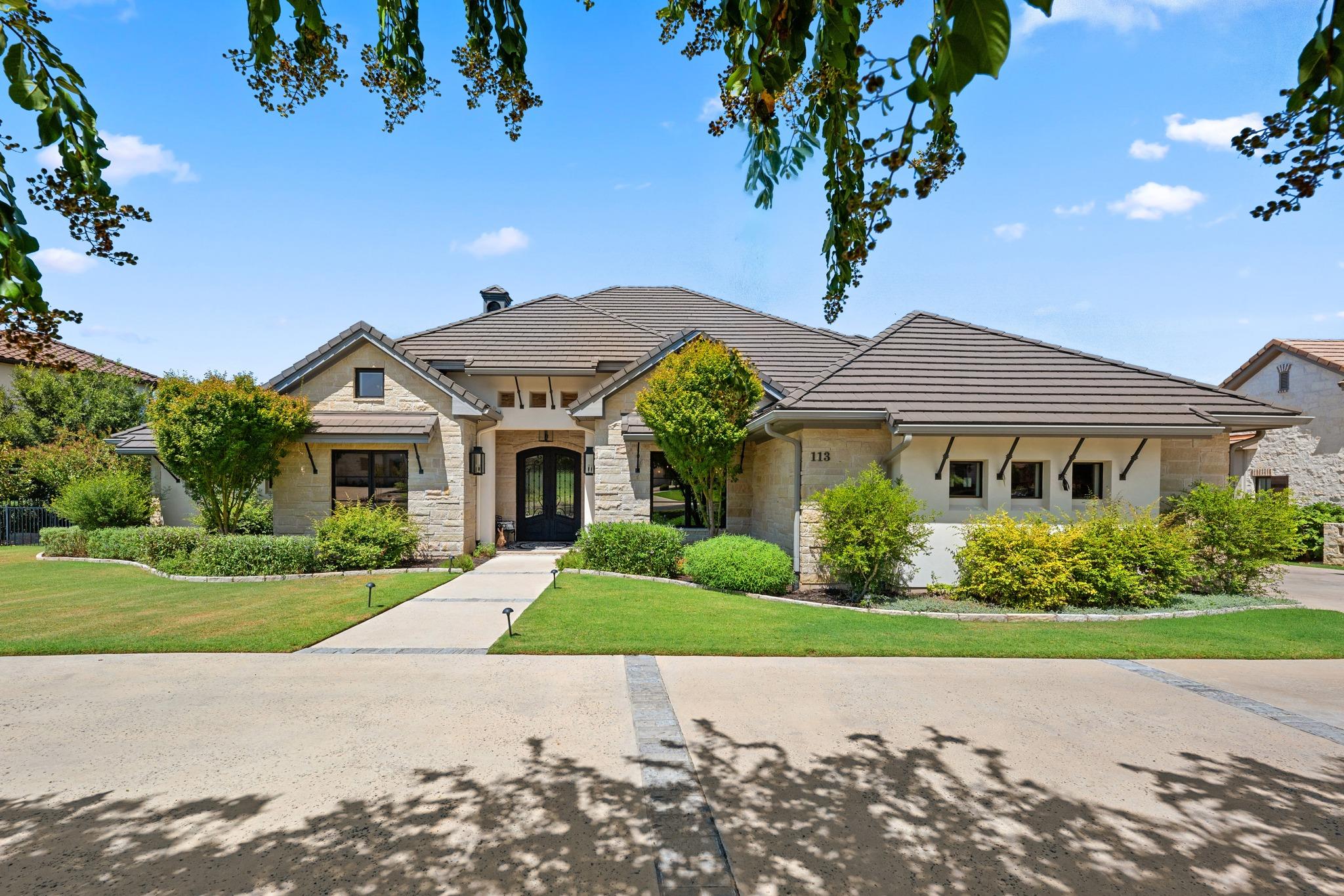 113 Birdstone LN, Georgetown, TX 78628