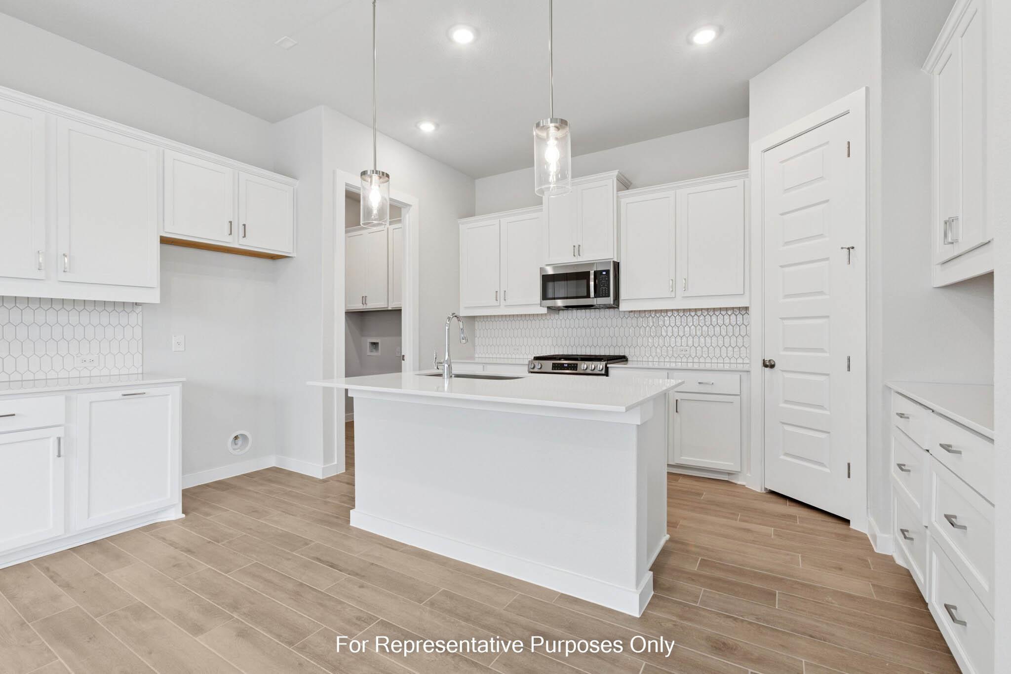 824 Corvallis DR, Leander, TX 78641