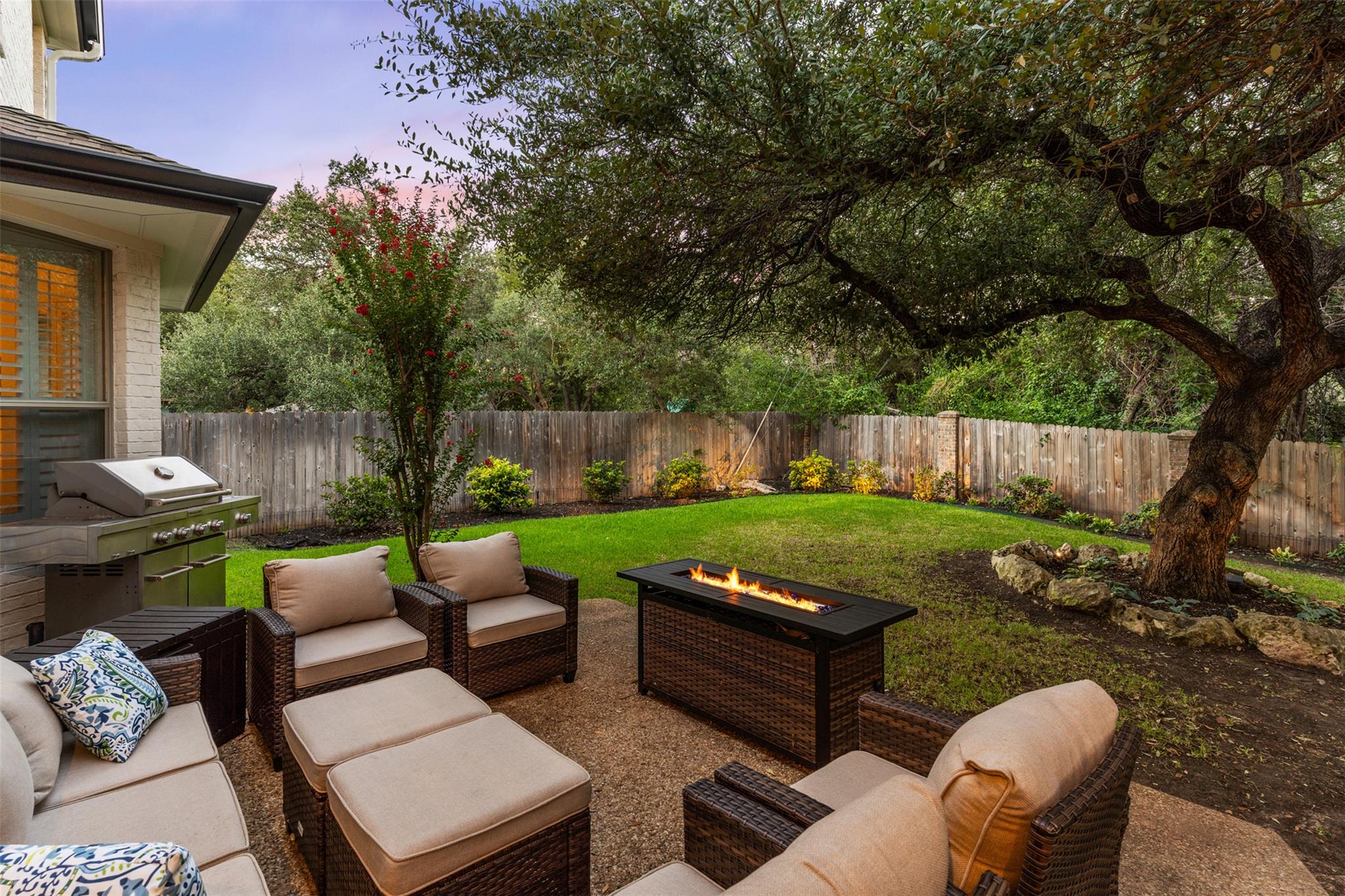 842 Sunfish ST, Lakeway, TX 78734