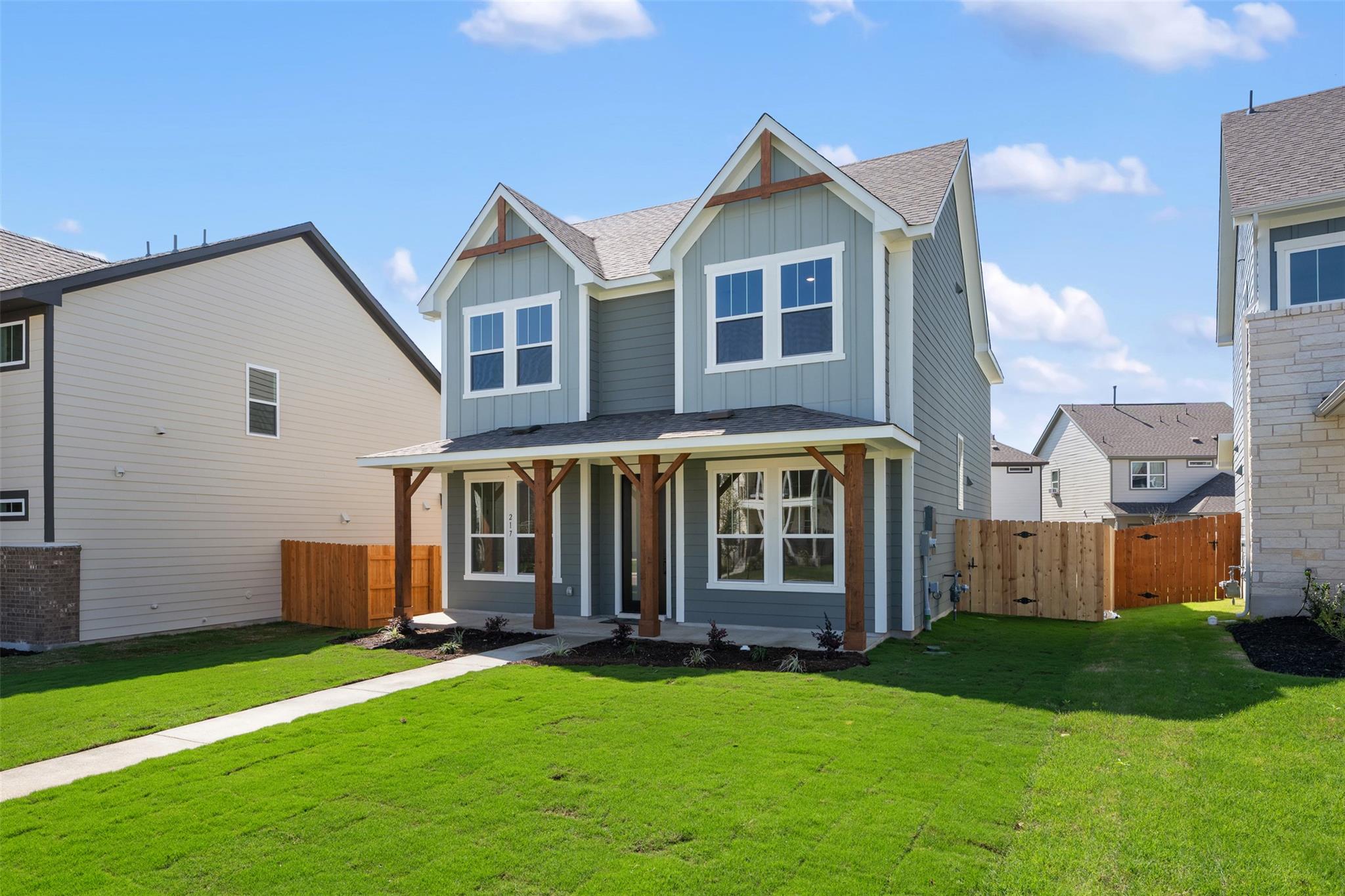 437 Carr DR, Liberty Hill, TX 78642