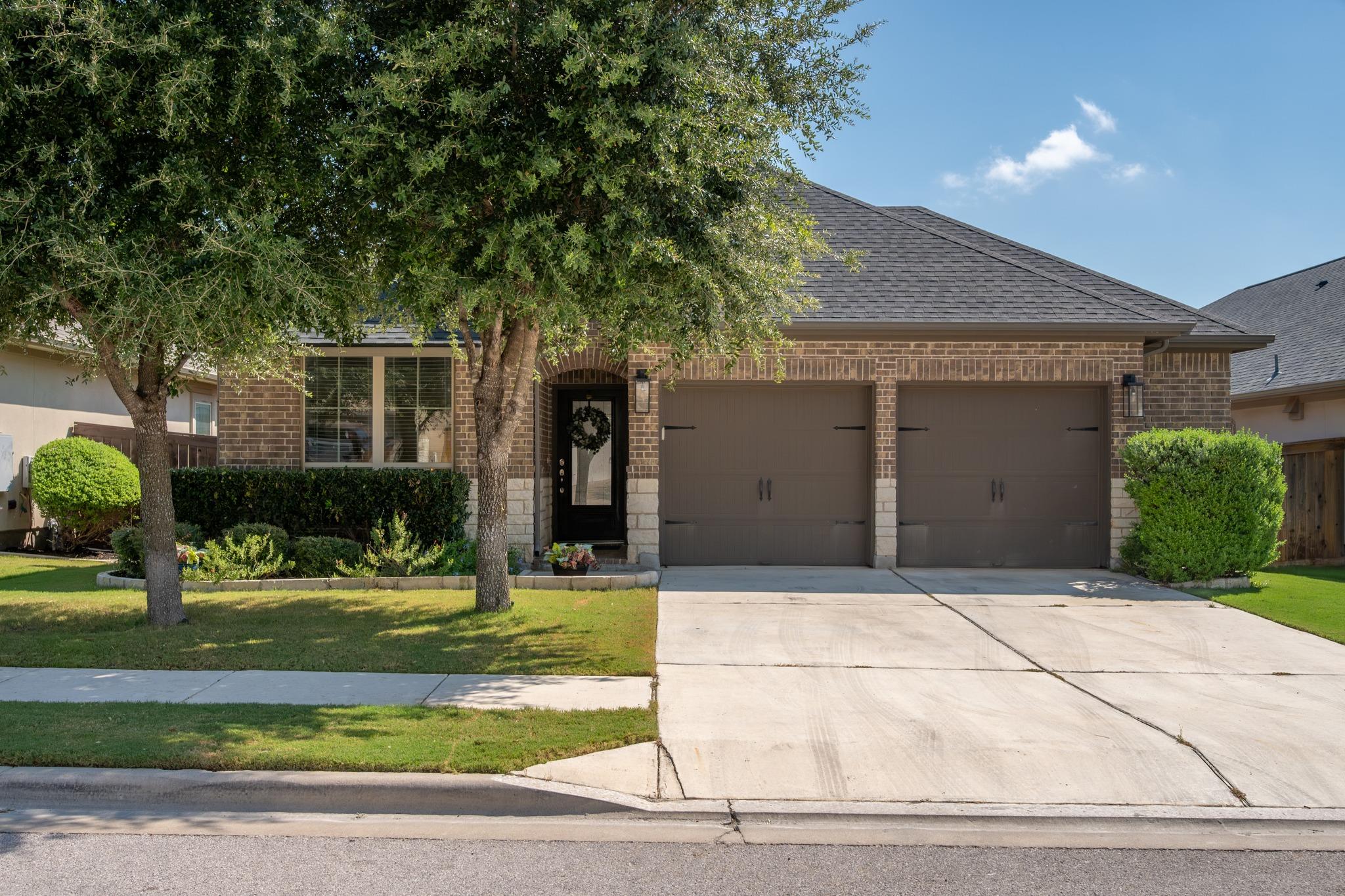 2404 Brook Crest Way, Leander, TX 78641