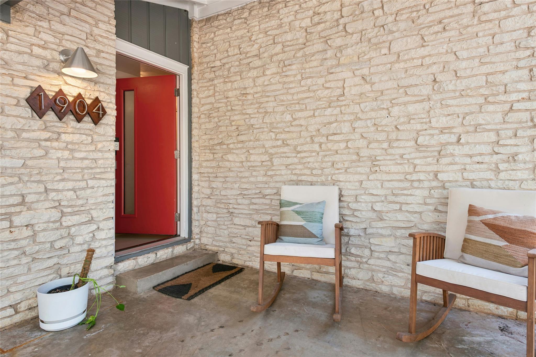 1904 Parkside LN, Austin, TX 78745