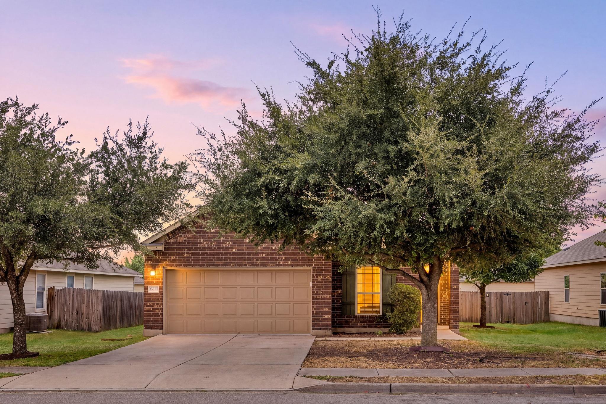 1200 Reagan Wells DR, Hutto, TX 78634