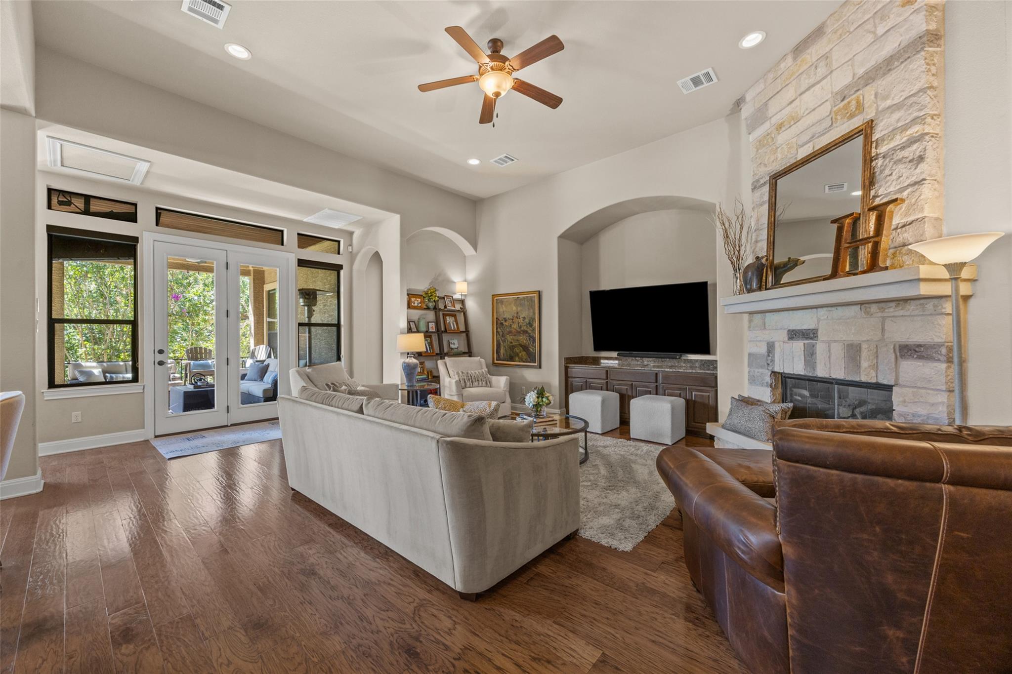 410 Indianwood DR, Lakeway, TX 78738