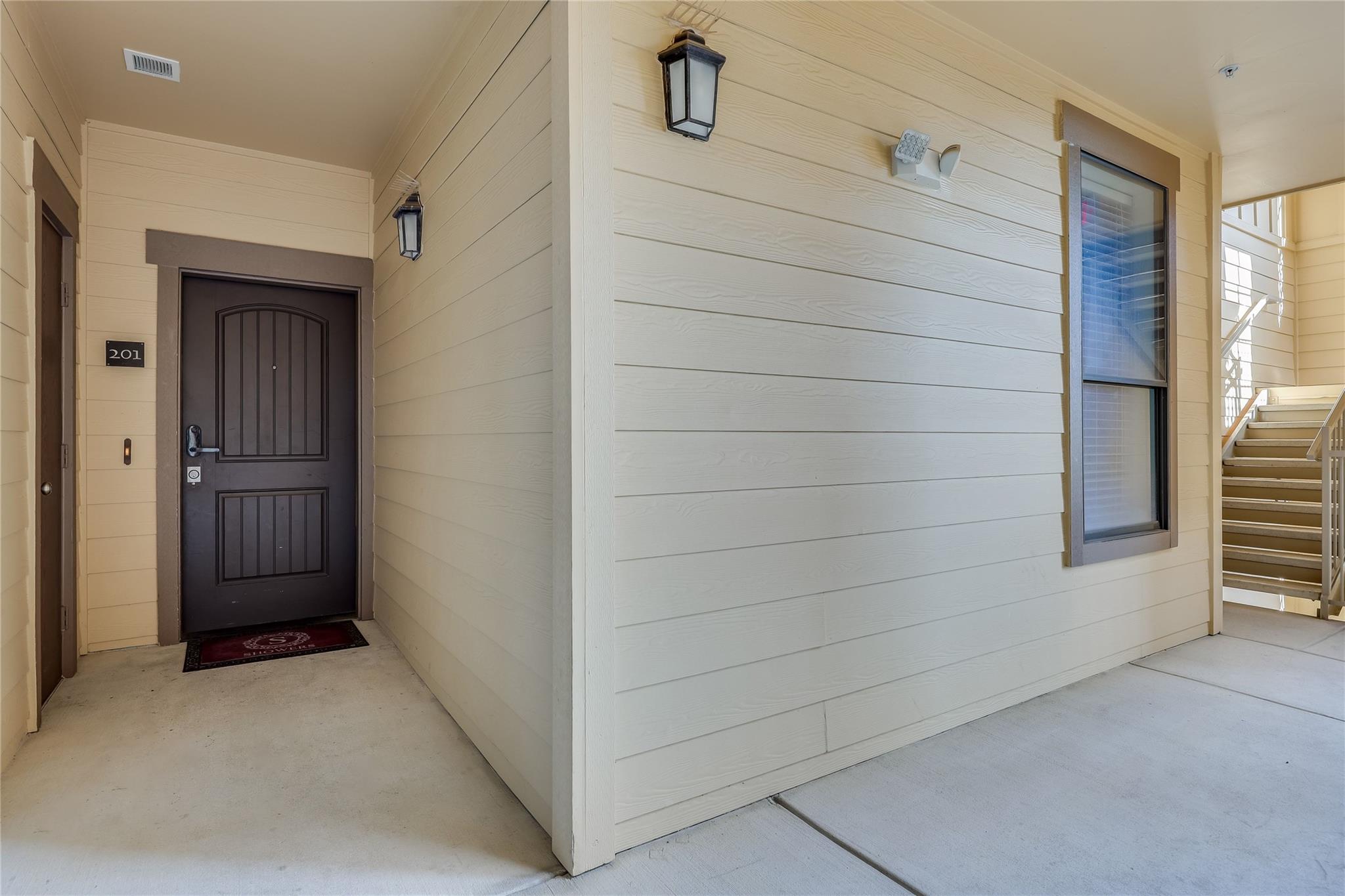 17804 Maritime Point DR #201, Jonestown, TX 78645