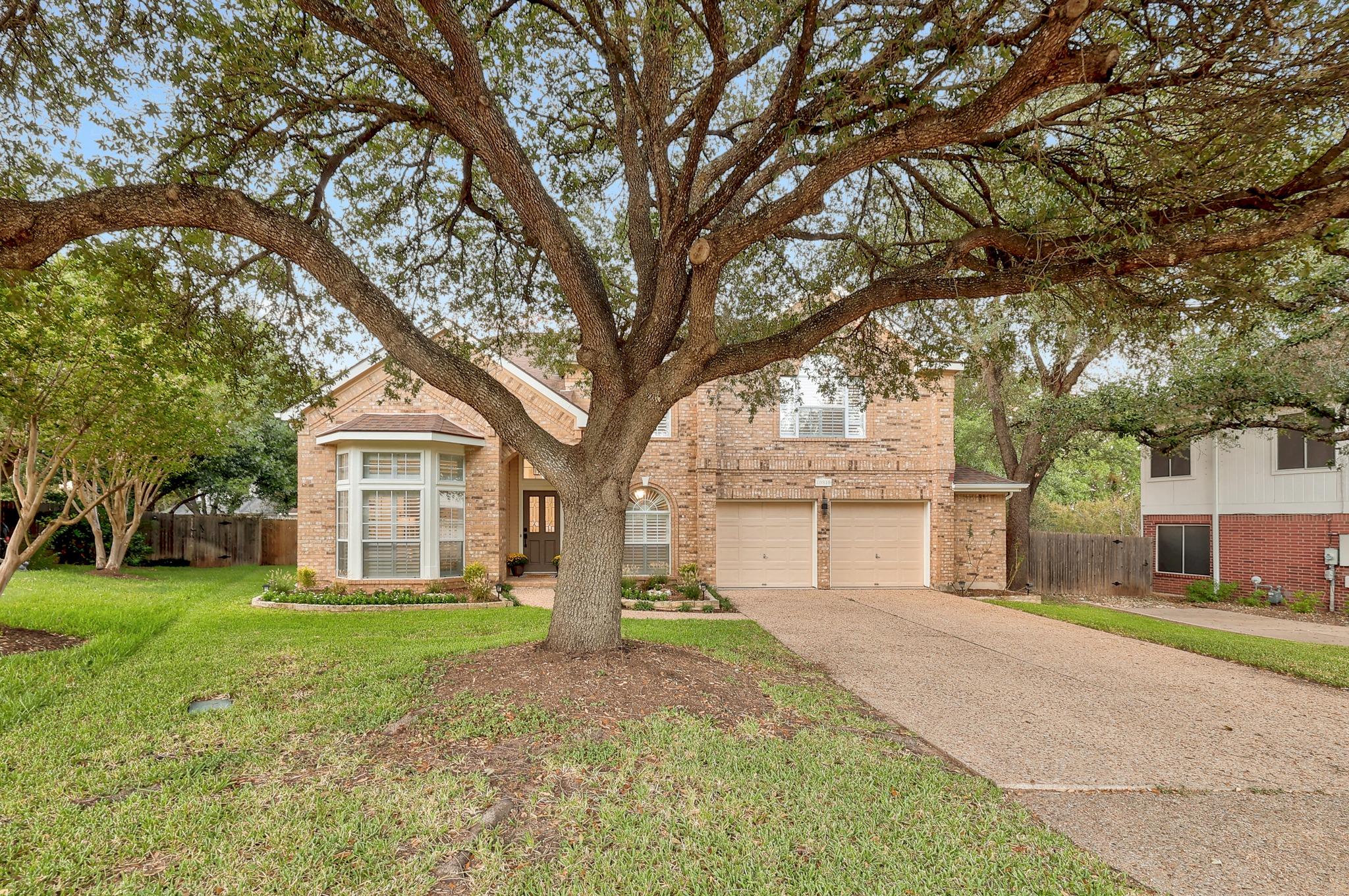 10810 Pinkney LN, Austin, TX 78739