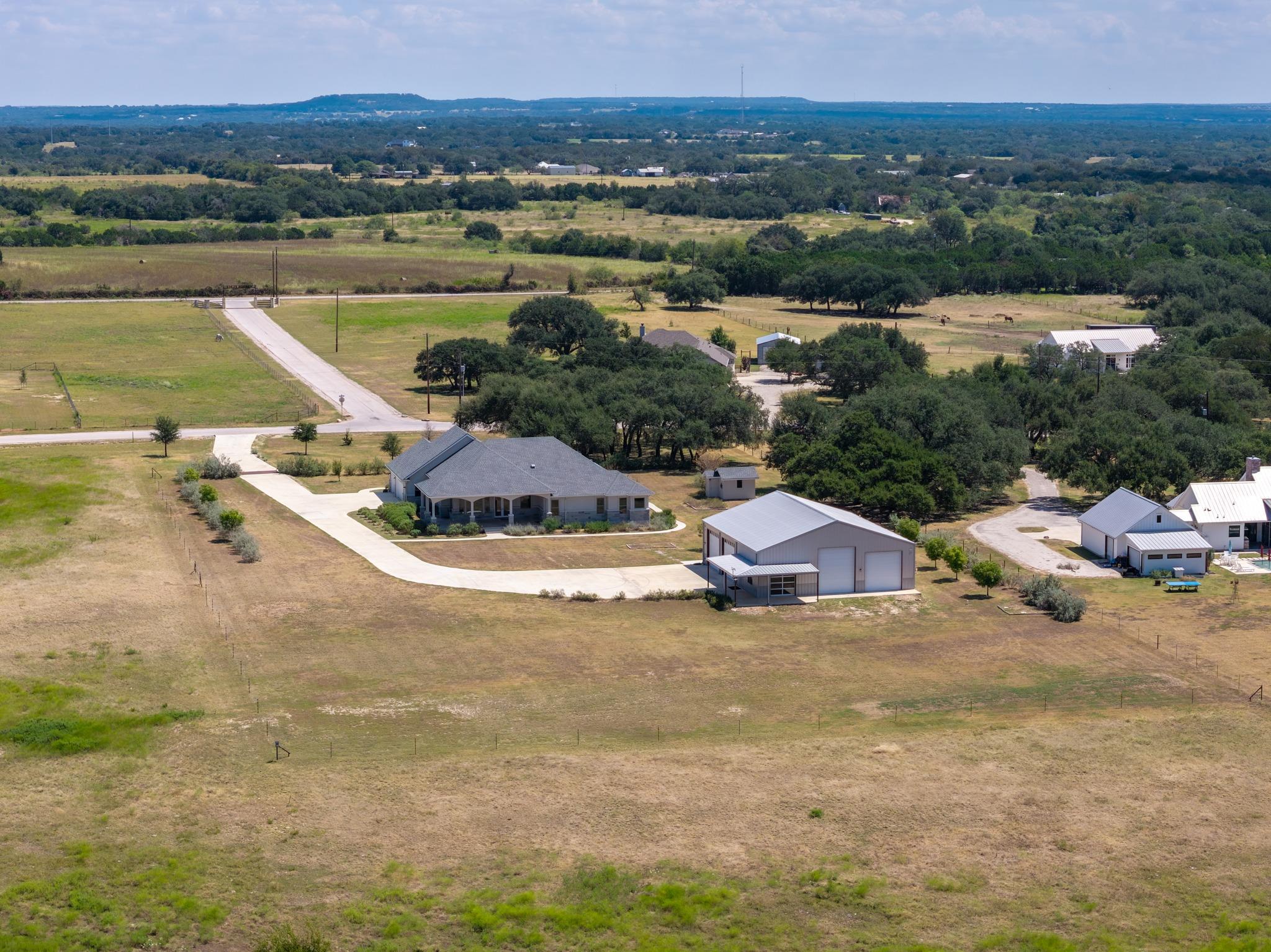 163 Floyds Rn, Bertram, TX 78605
