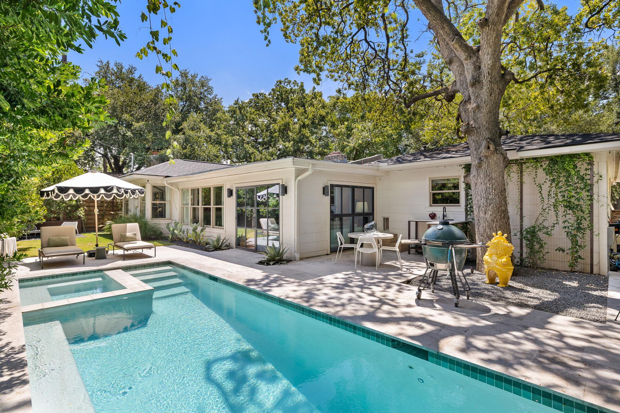 2304 Greenlee DR, Austin, TX 78703