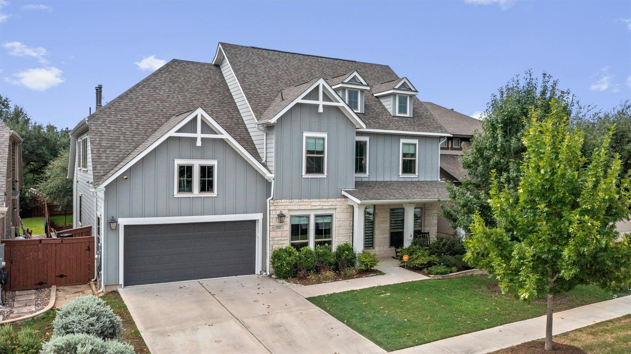 816 Heartleaf DR, Leander, TX 78641