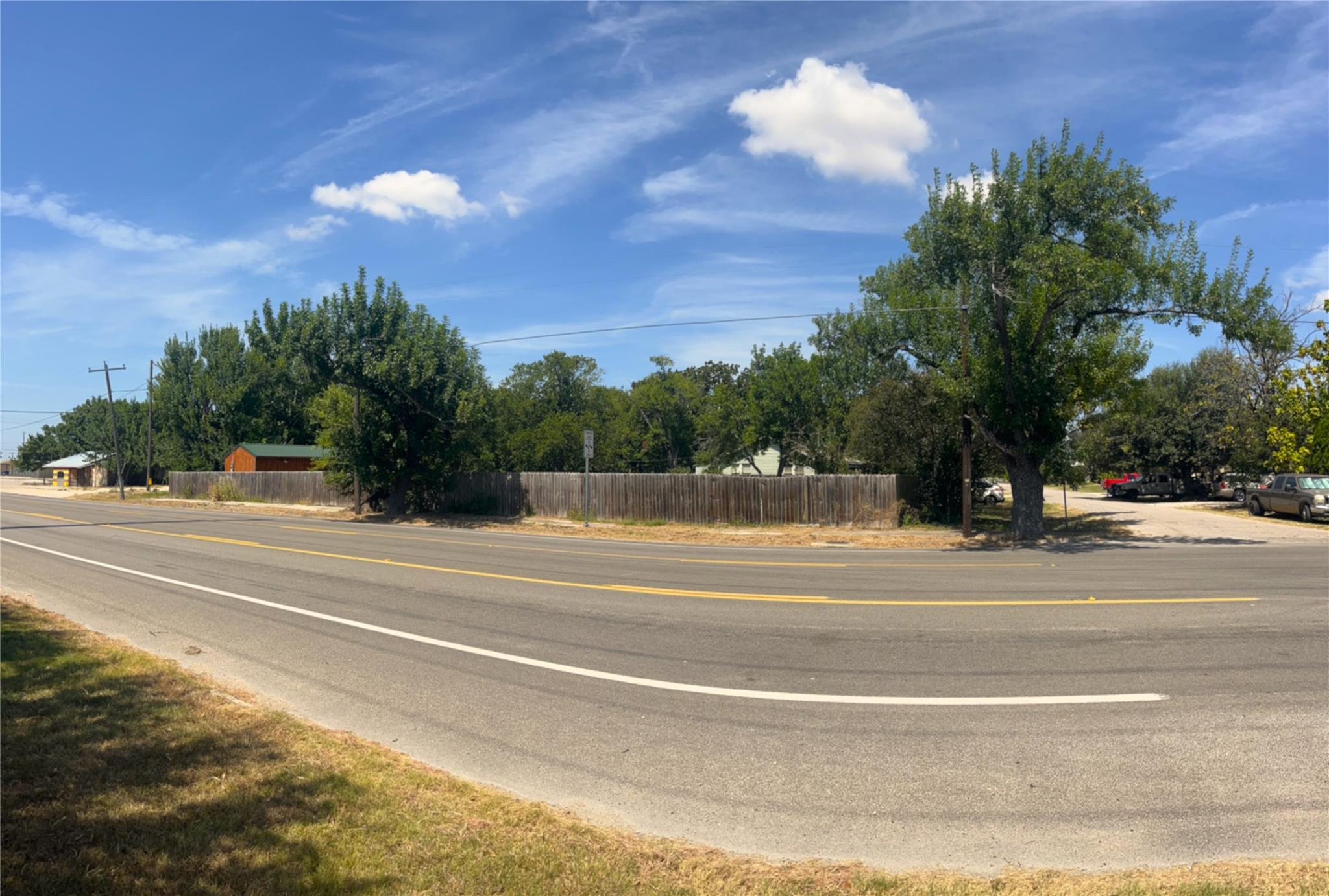 241 E Jackson ST, Bartlett, TX 76511