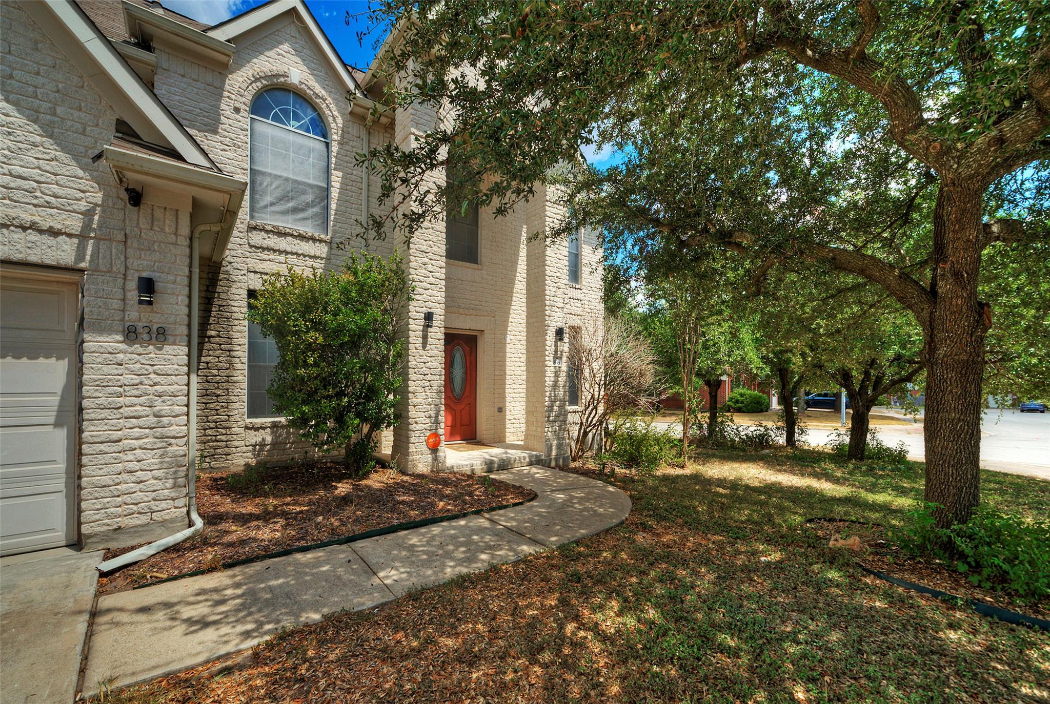 838 Smoke Signal Ps, Pflugerville, TX 78660