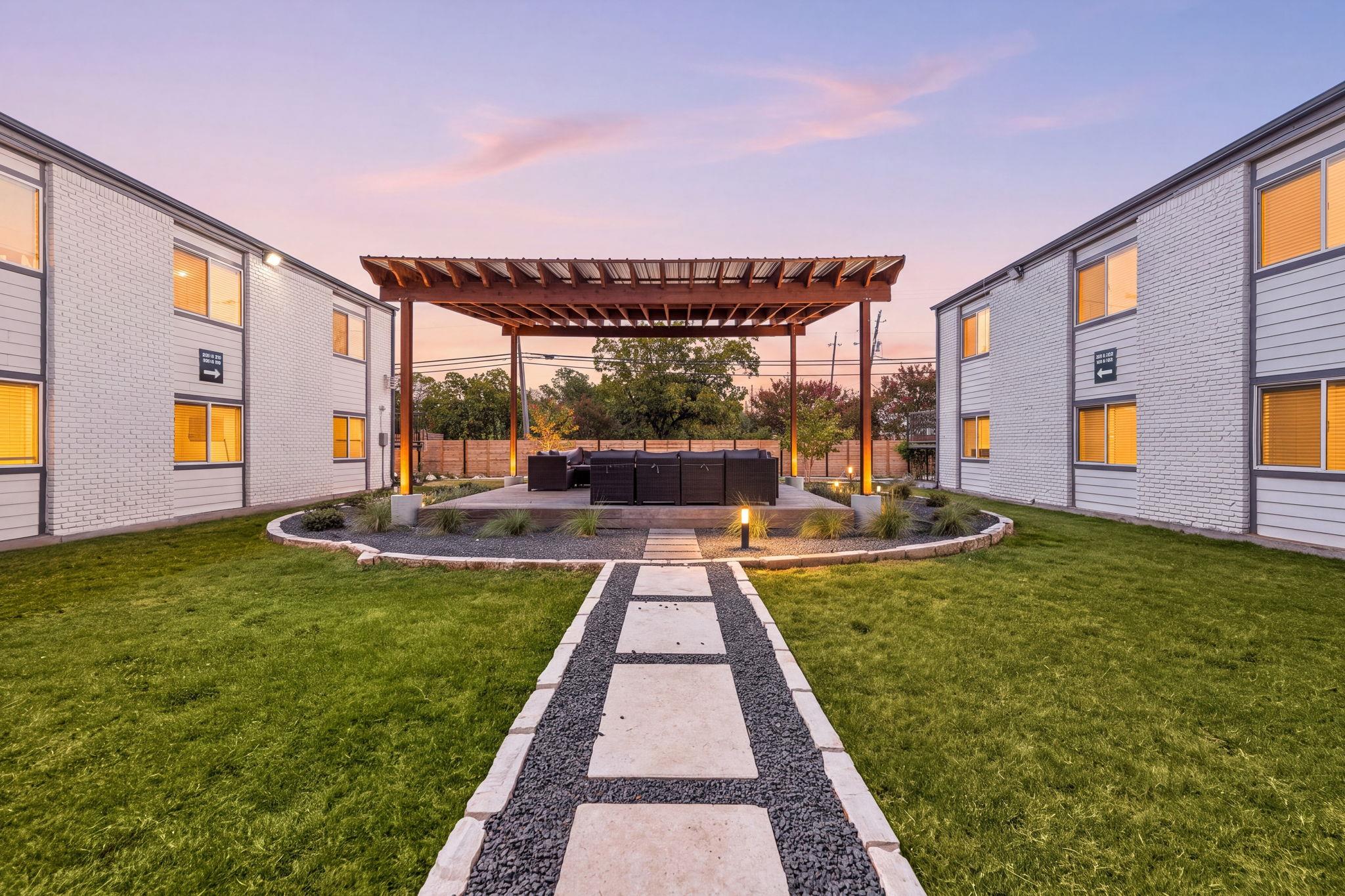 1200 E 52nd ST #209, Austin, TX 78723