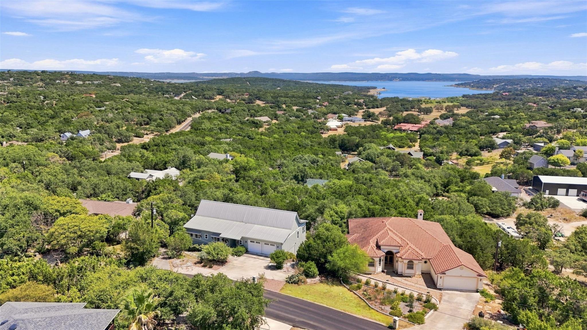 129 Riedel LN, Canyon Lake, TX 78133
