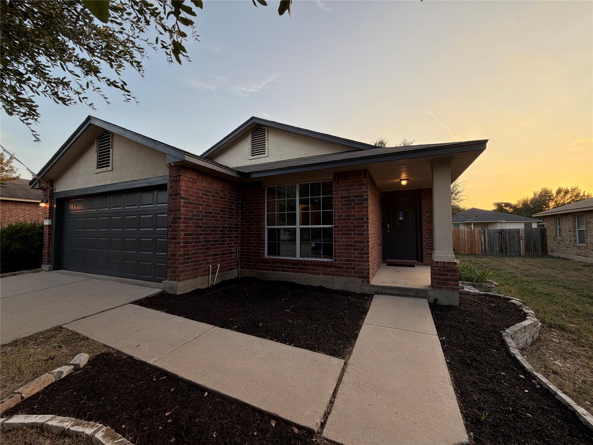 1107 Burgess DR, Leander, TX 78641