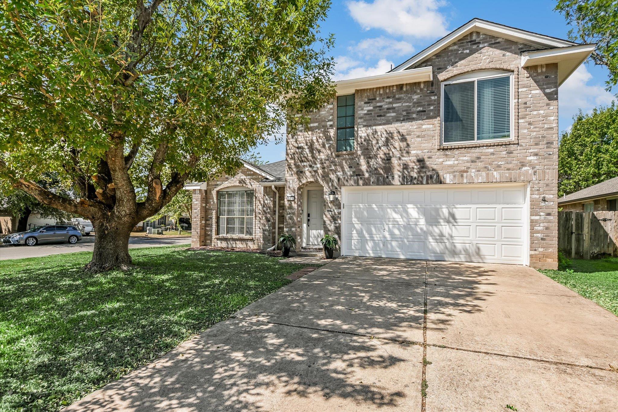 501 Battlecreek LN, Leander, TX 78641
