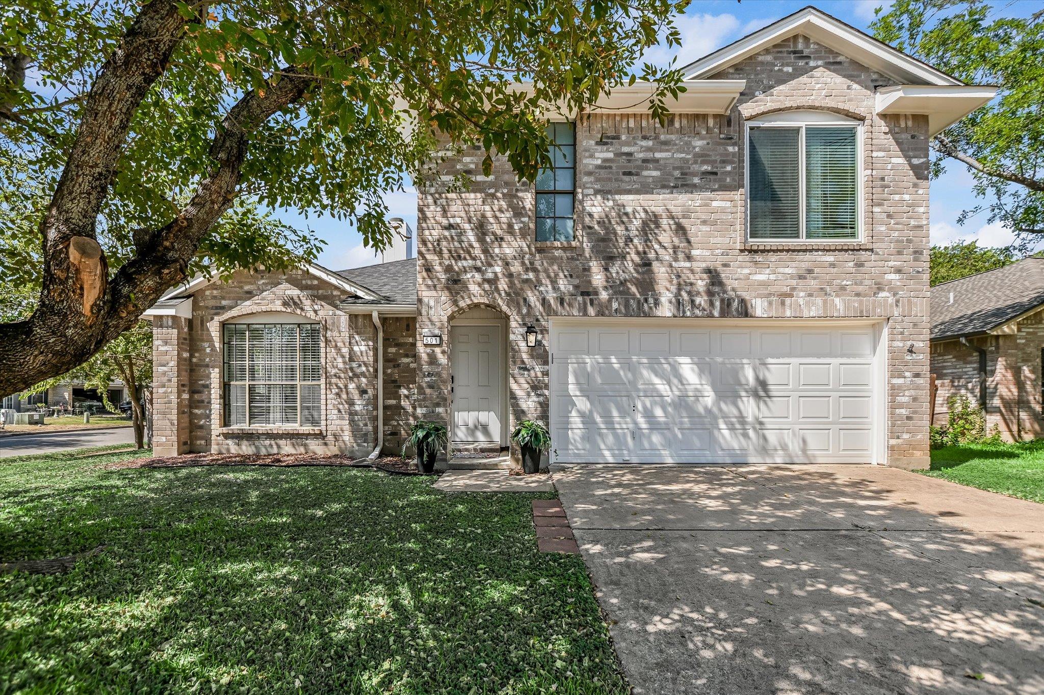 501 Battlecreek LN, Leander, TX 78641