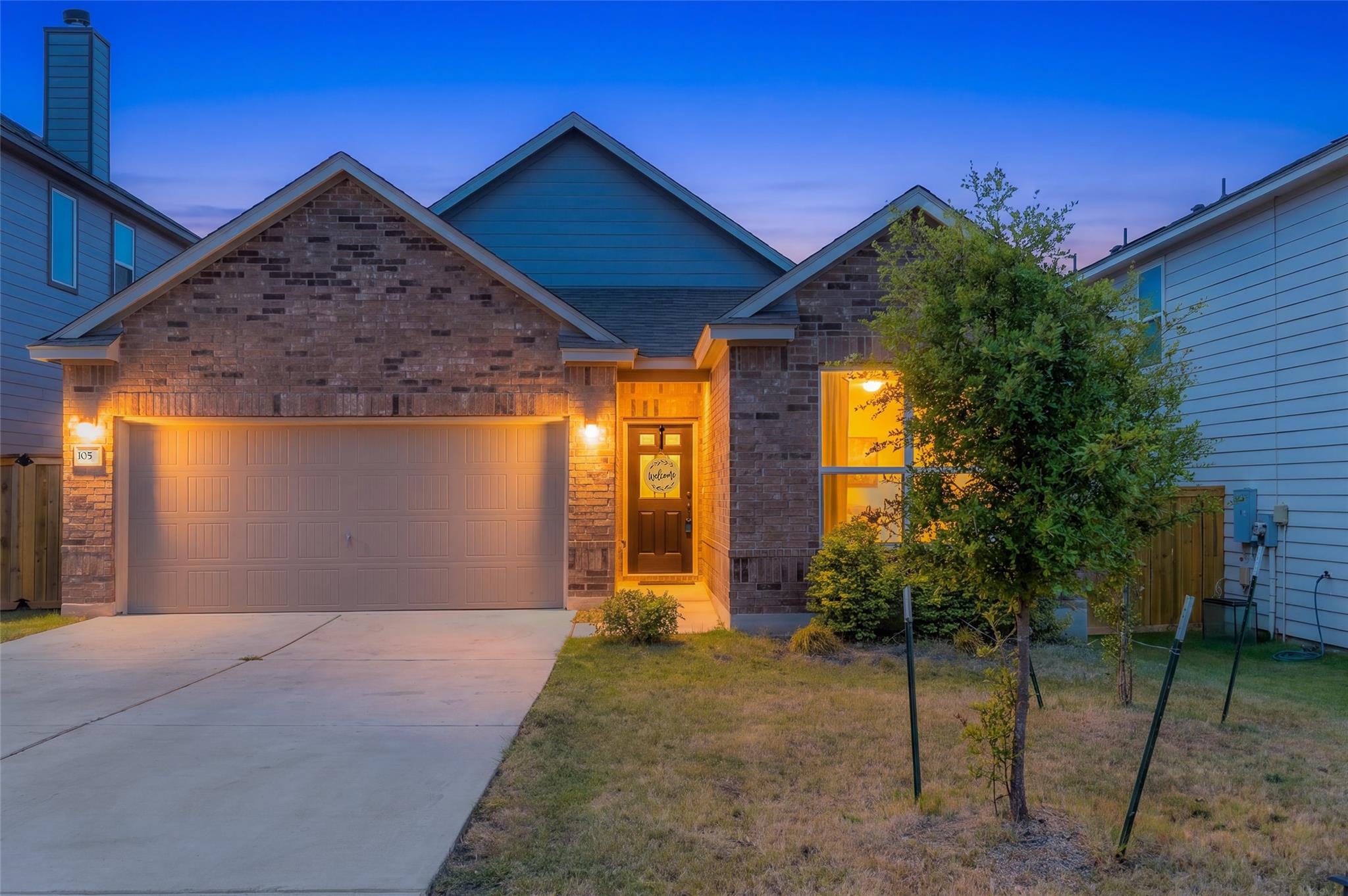 105 Colonel Mcnally Loop, Jarrell, TX 76537