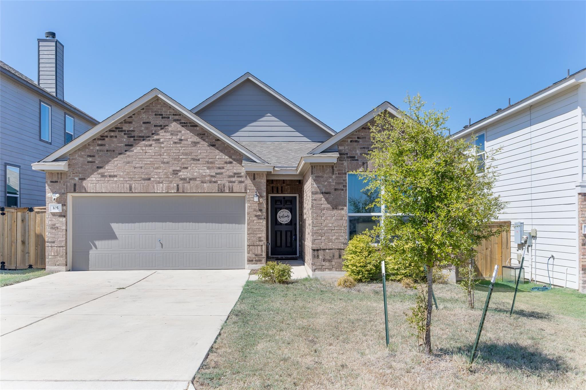 105 Colonel Mcnally Loop, Jarrell, TX 76537