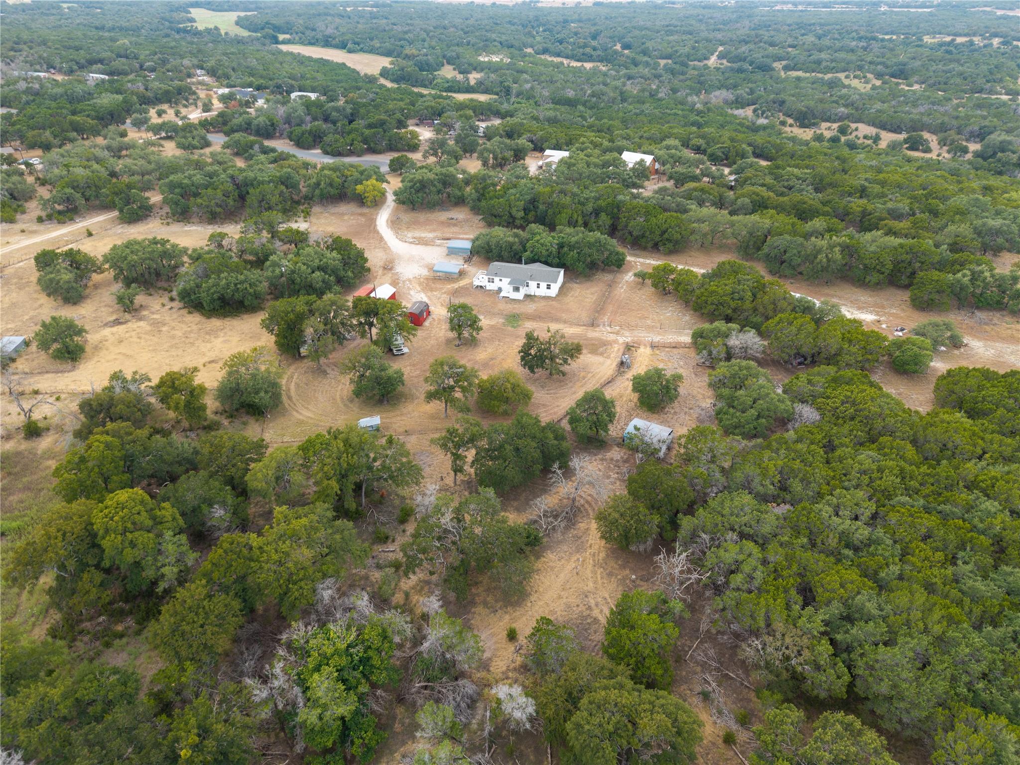 1100 Ramms DR, Florence, TX 76527