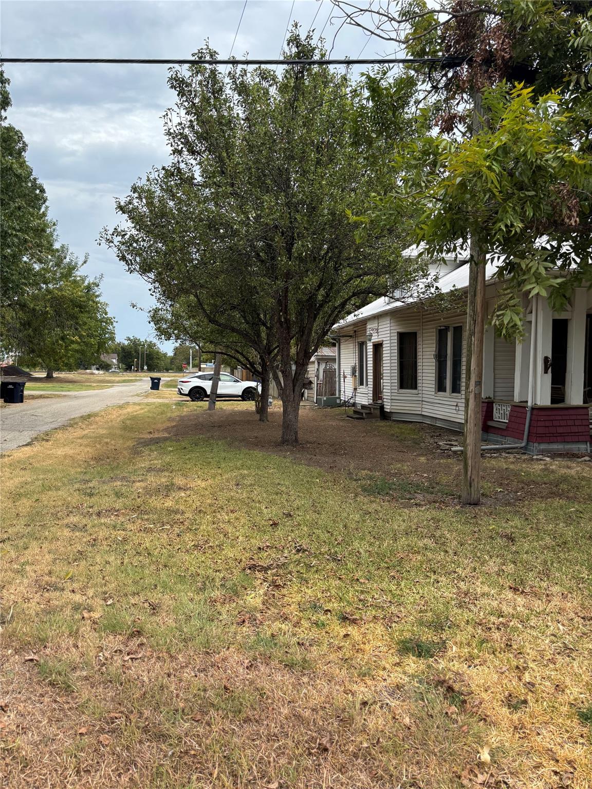 201 S Rio Grande ST, Granger, TX 76530