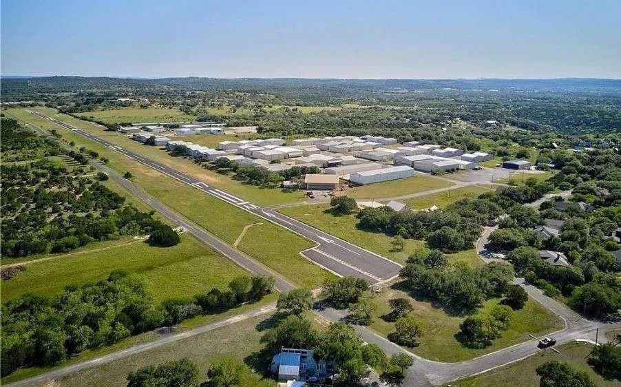 1039 Coventry RD, Spicewood, TX 78669