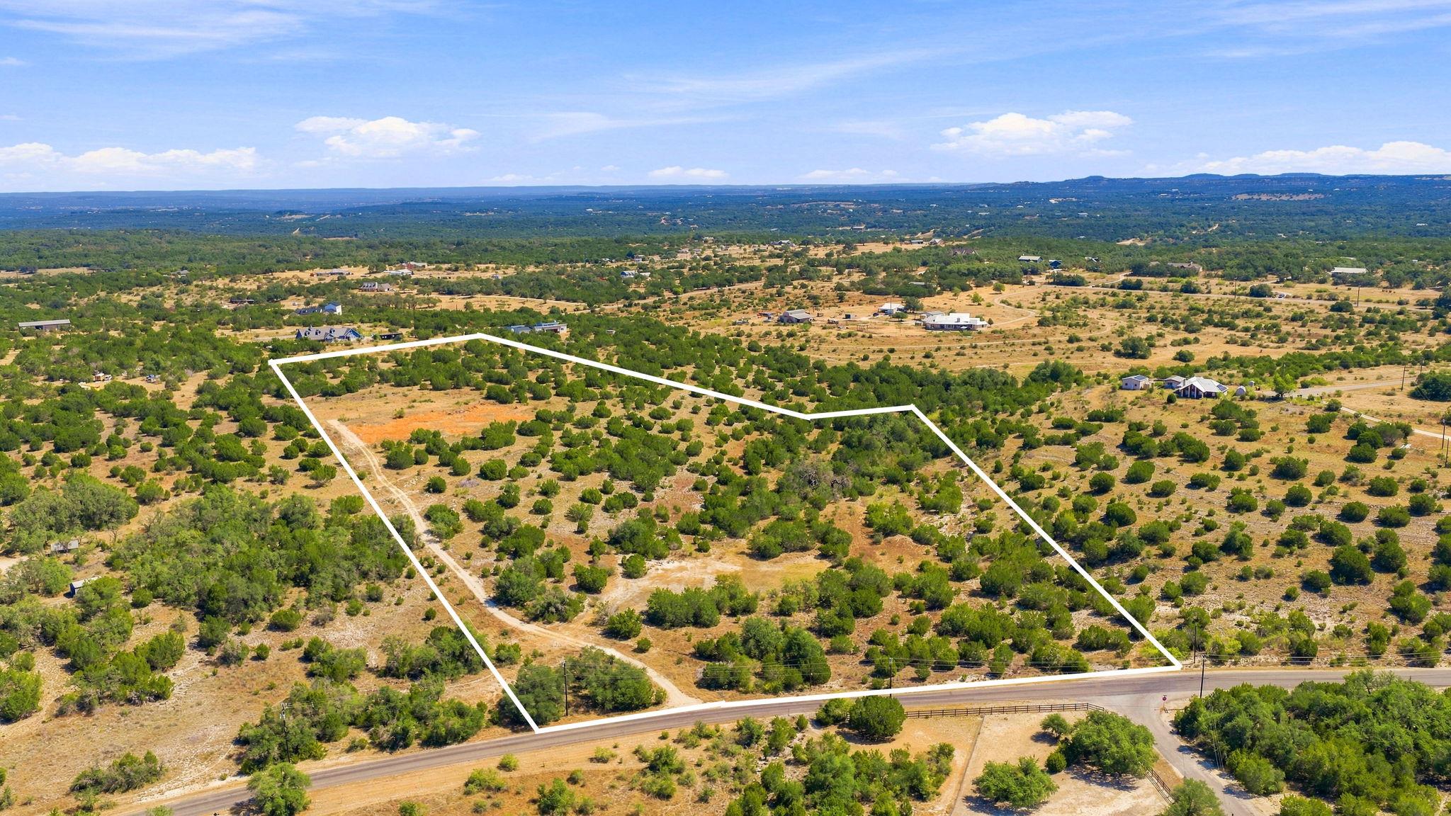 640 Sycamore Creek DR, Dripping Springs, TX 78620