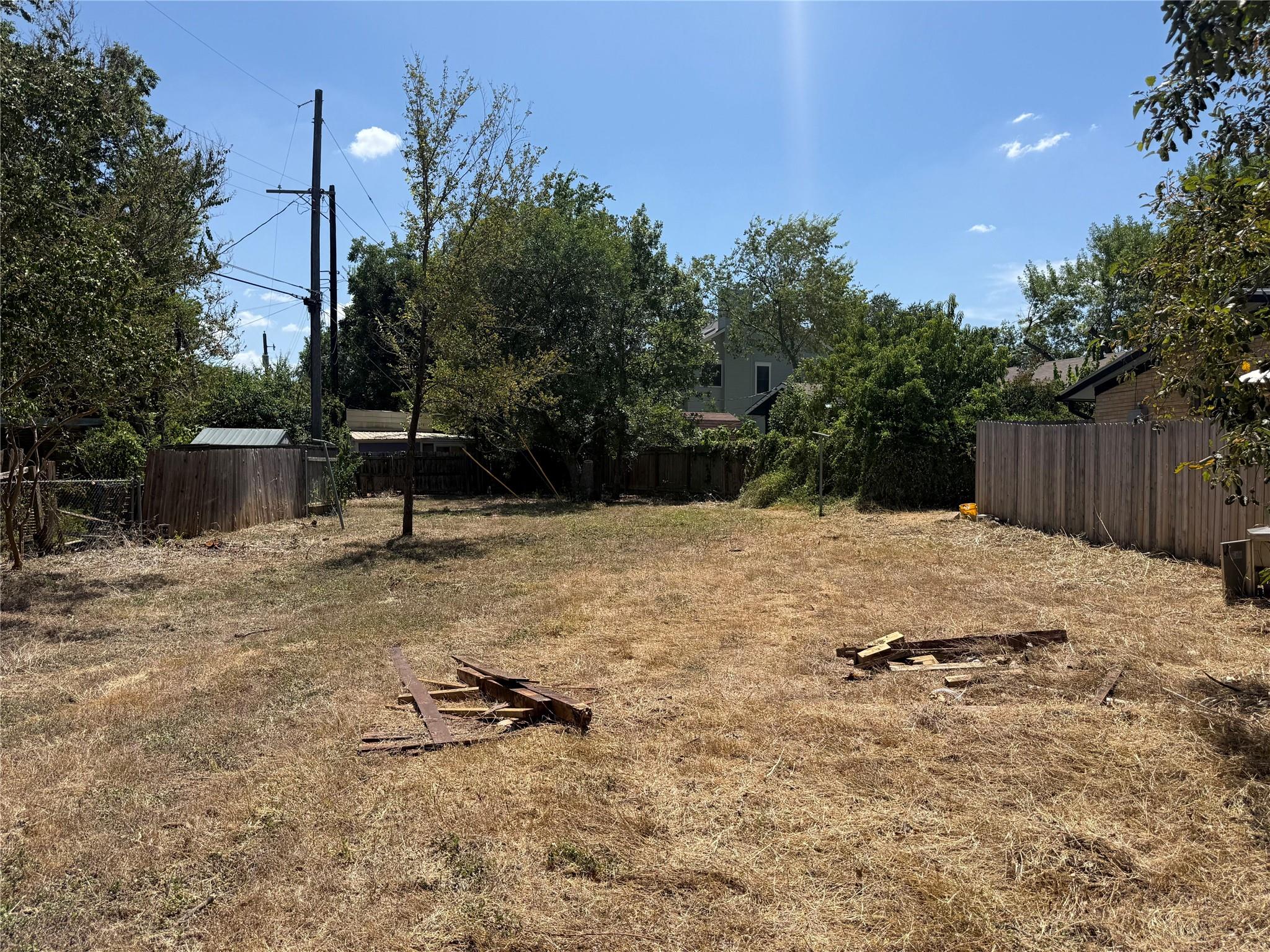 5021 W Frances PL, Austin, TX 78731