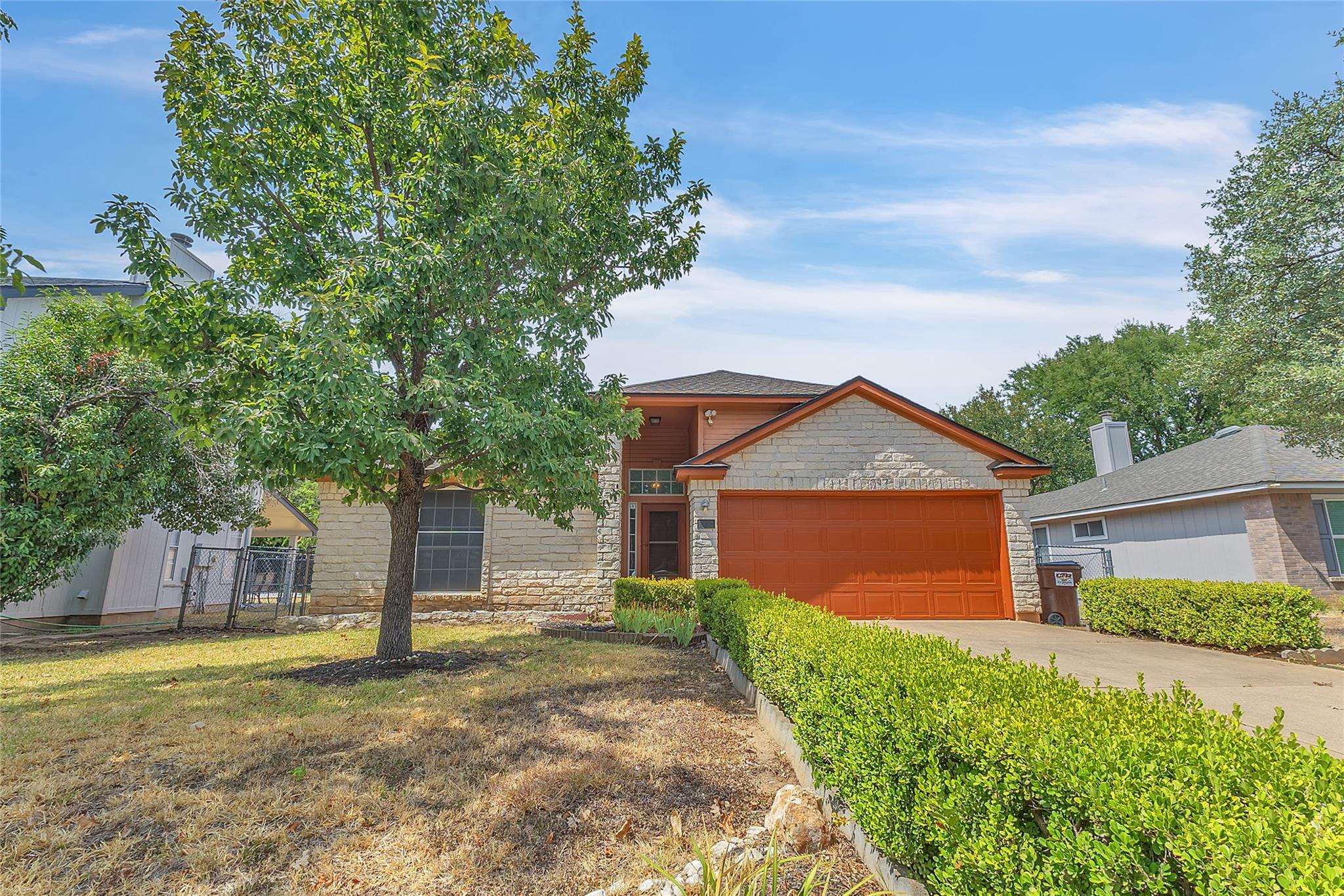 1902 Hollow Tree BLVD, Round Rock, TX 78681
