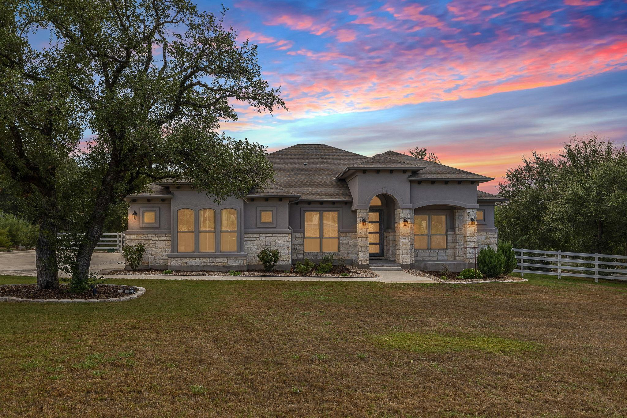 128 Stag Leap CT, Liberty Hill, TX 78642