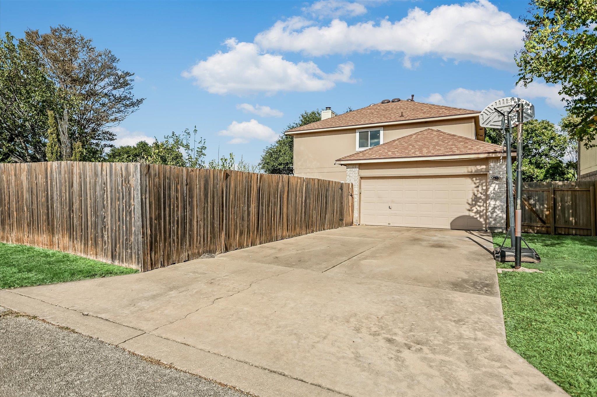 17132 Bishopsgate DR, Pflugerville, TX 78660