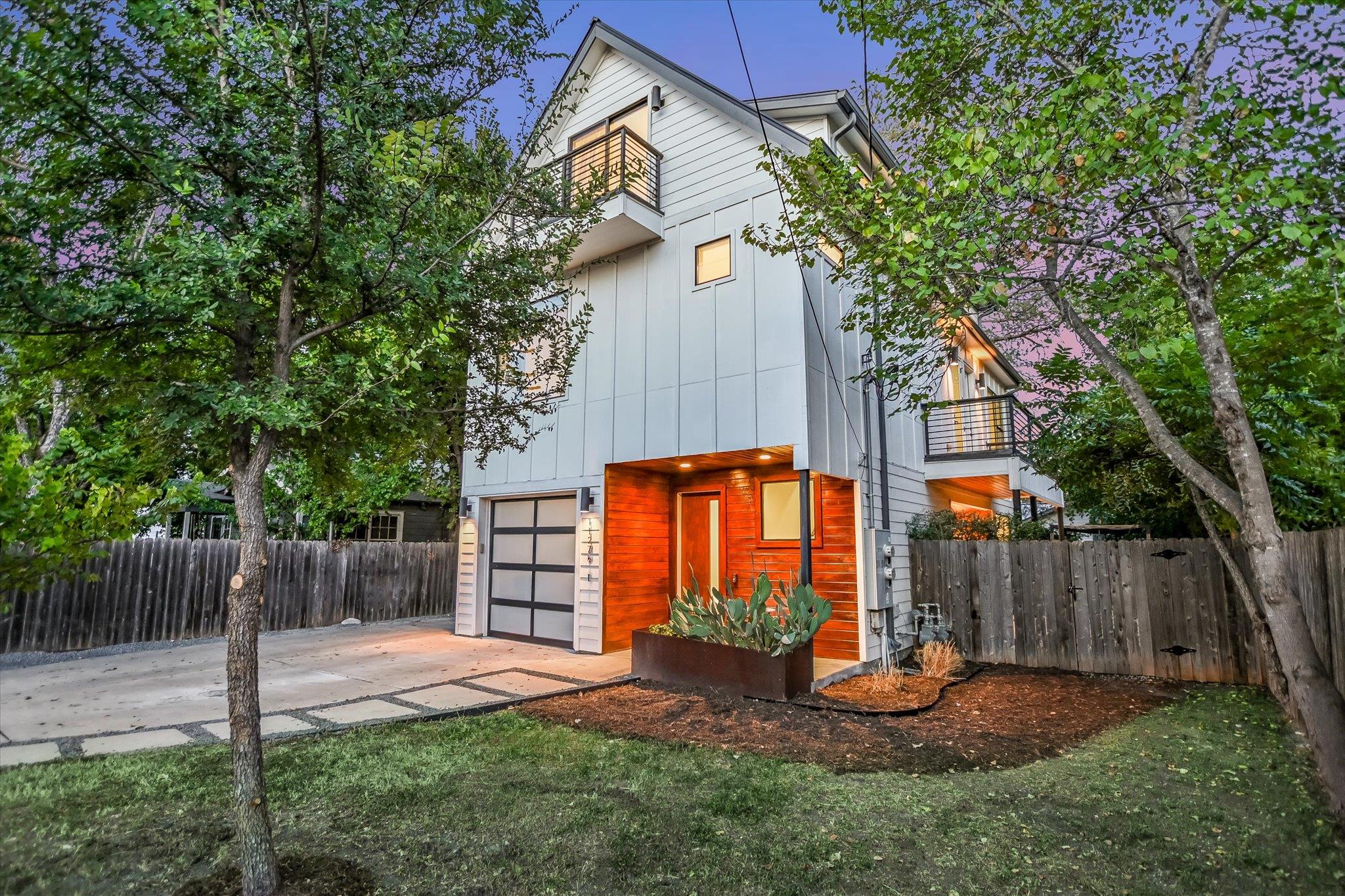 1127 Gunter ST #1, Austin, TX 78702
