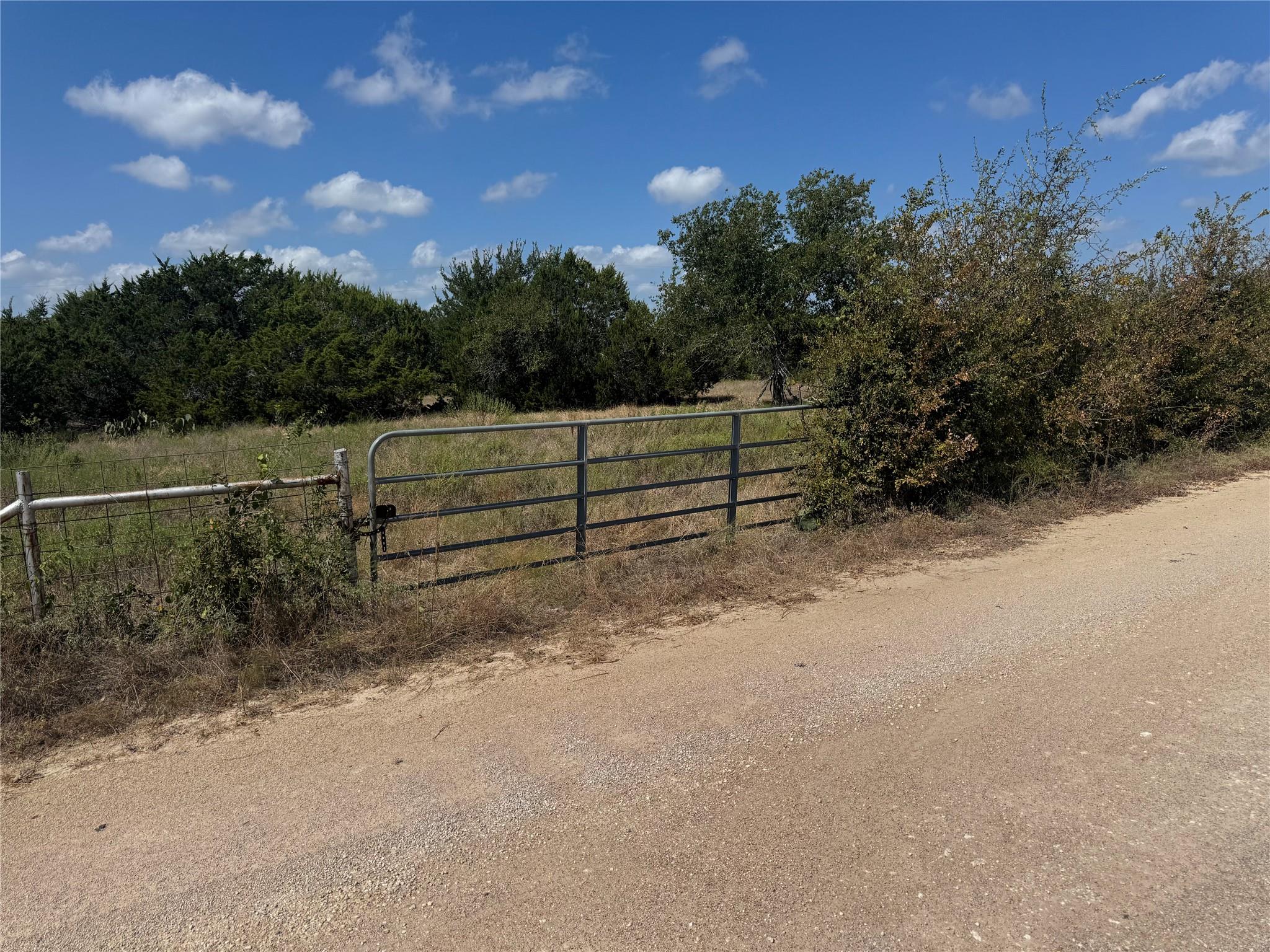 8415 S Fm 1174, Bertram, TX 78605