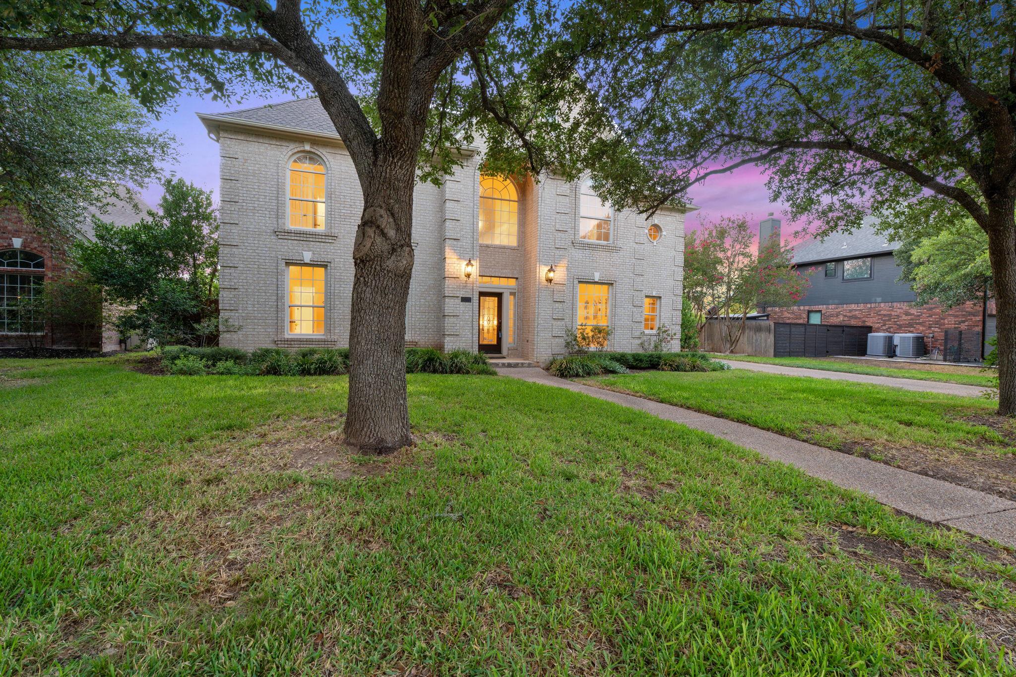 5204 Deerwood CT, Austin, TX 78730