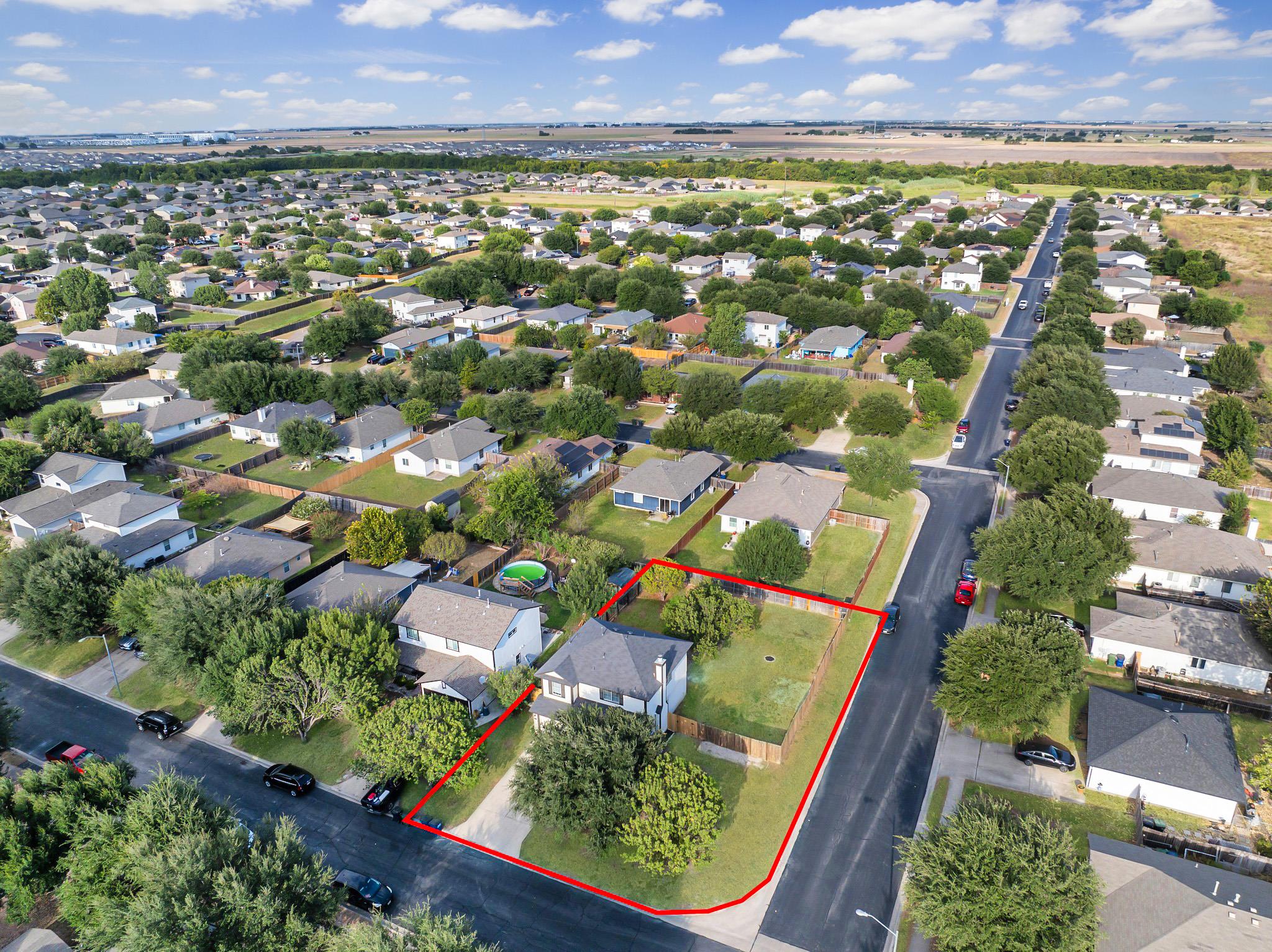 502 Garrett CT, Hutto, TX 78634
