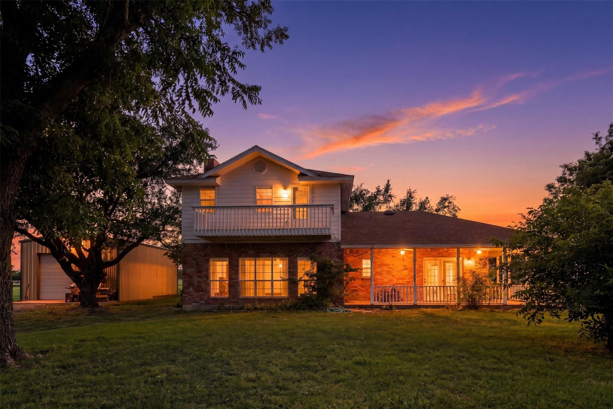 220 Hummingbird CIR, Buchanan Dam, TX 78609