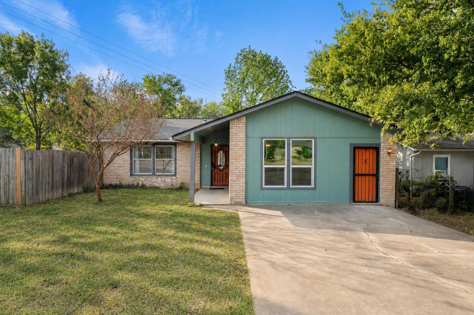 2523 E Stassney LN, Austin, TX 78744