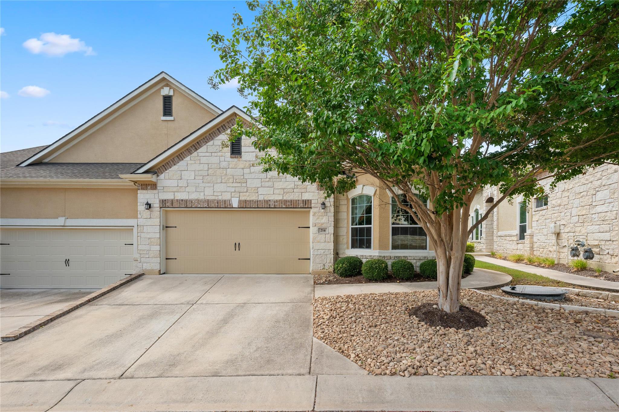 214 Darwins Way, Lakeway, TX 78734