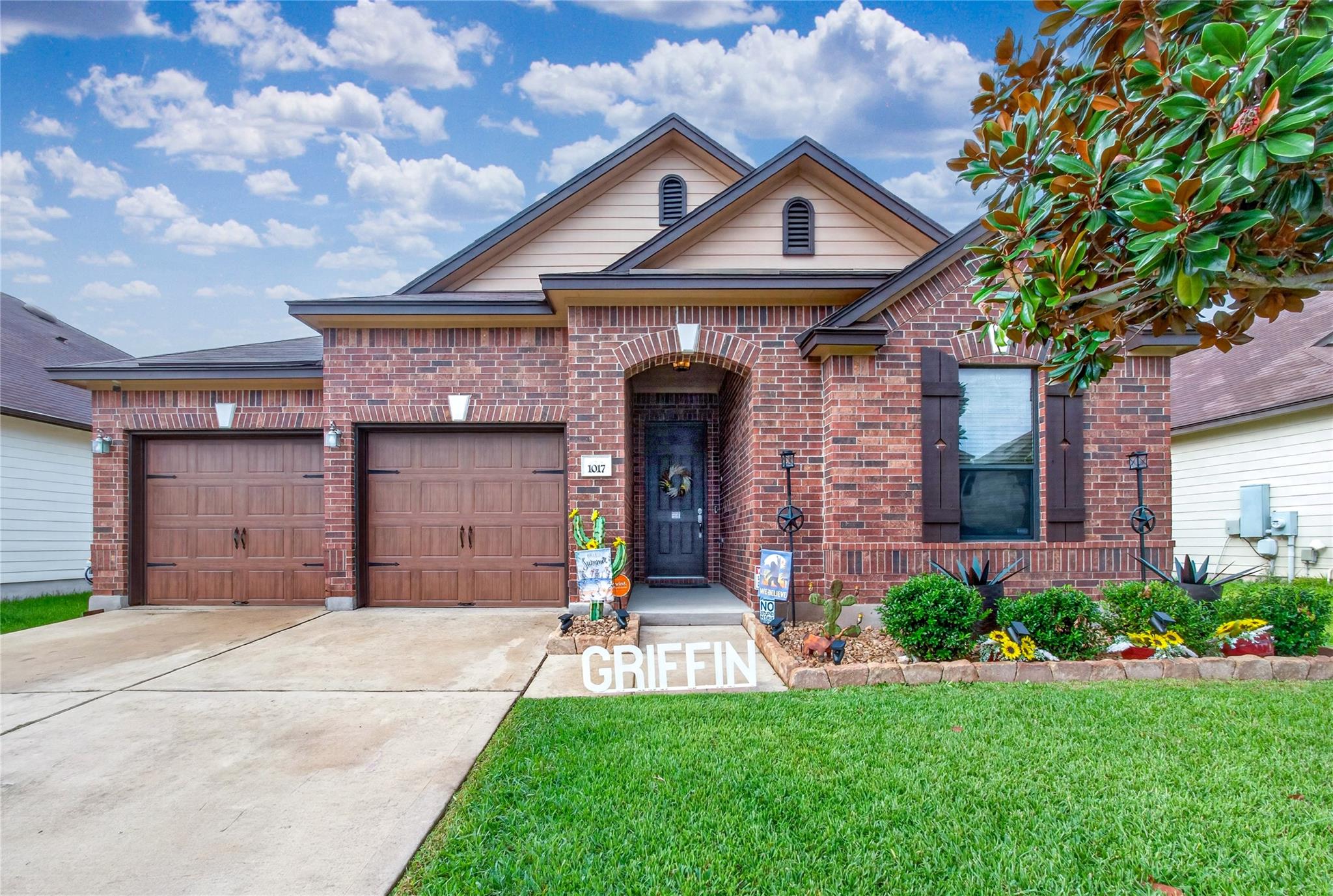 1017 Oatmeal DR, Pflugerville, TX 78660
