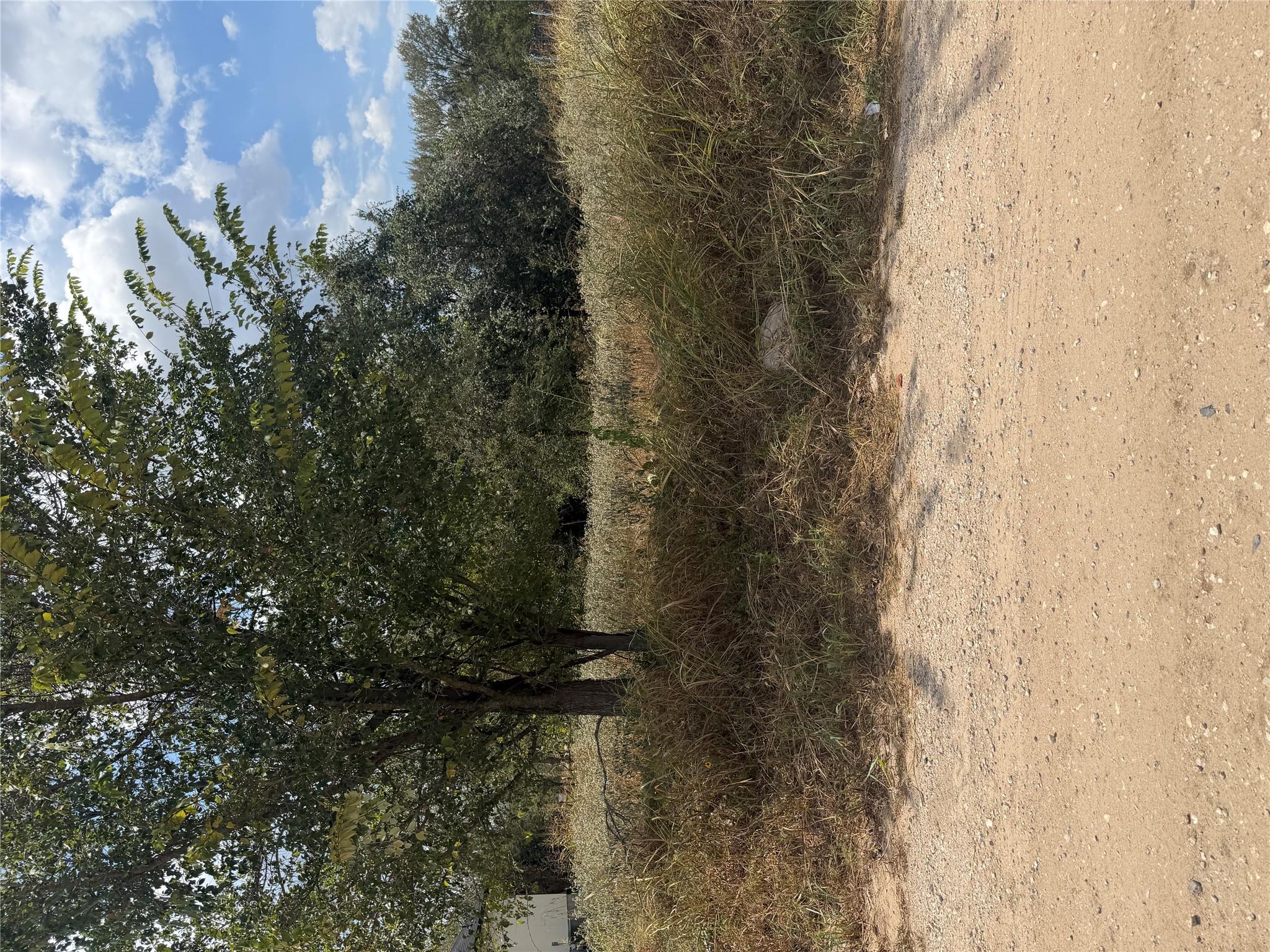 143 Kawainui LN, Bastrop, TX 78602