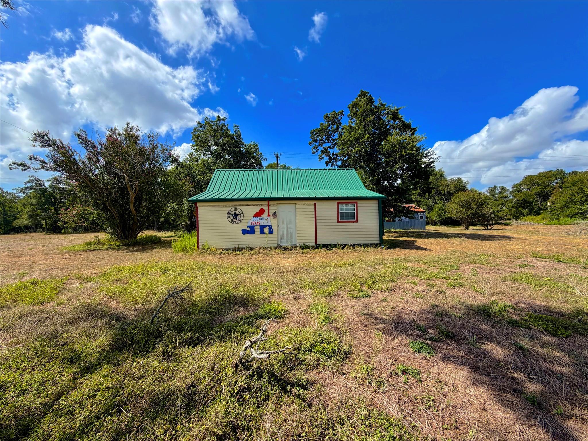8947 S Fm 1915, Buckholts, TX 76518