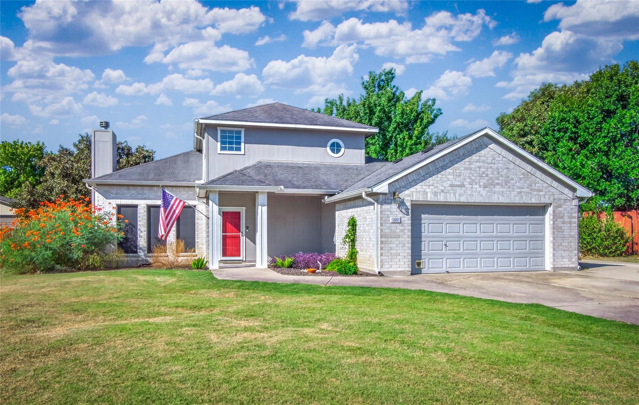202 Spotted Fawn DR, Hutto, TX 78634