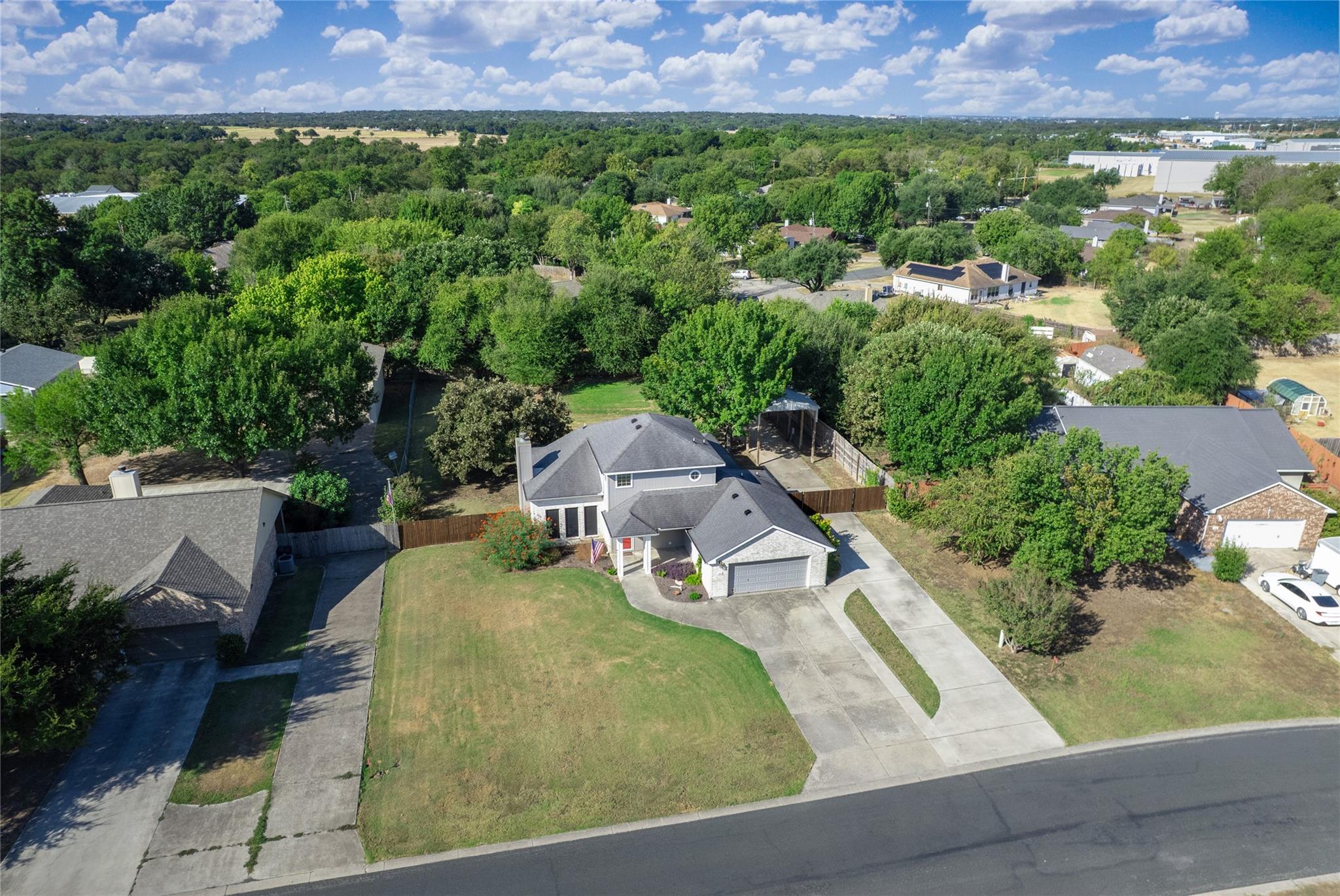 202 Spotted Fawn DR, Hutto, TX 78634