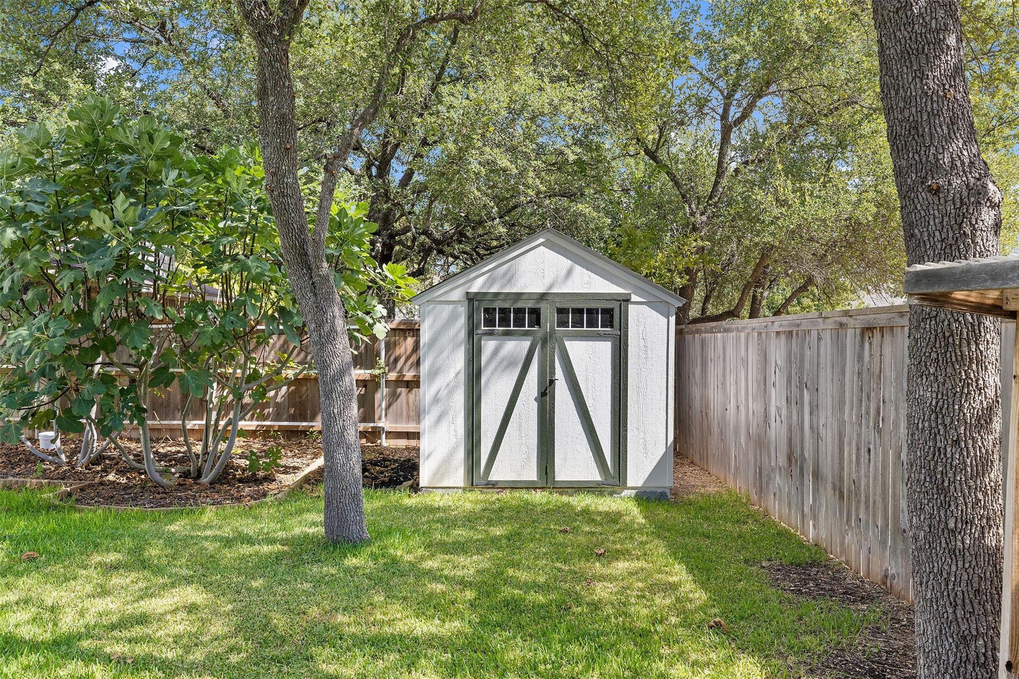 1928 Barnett DR, Cedar Park, TX 78613