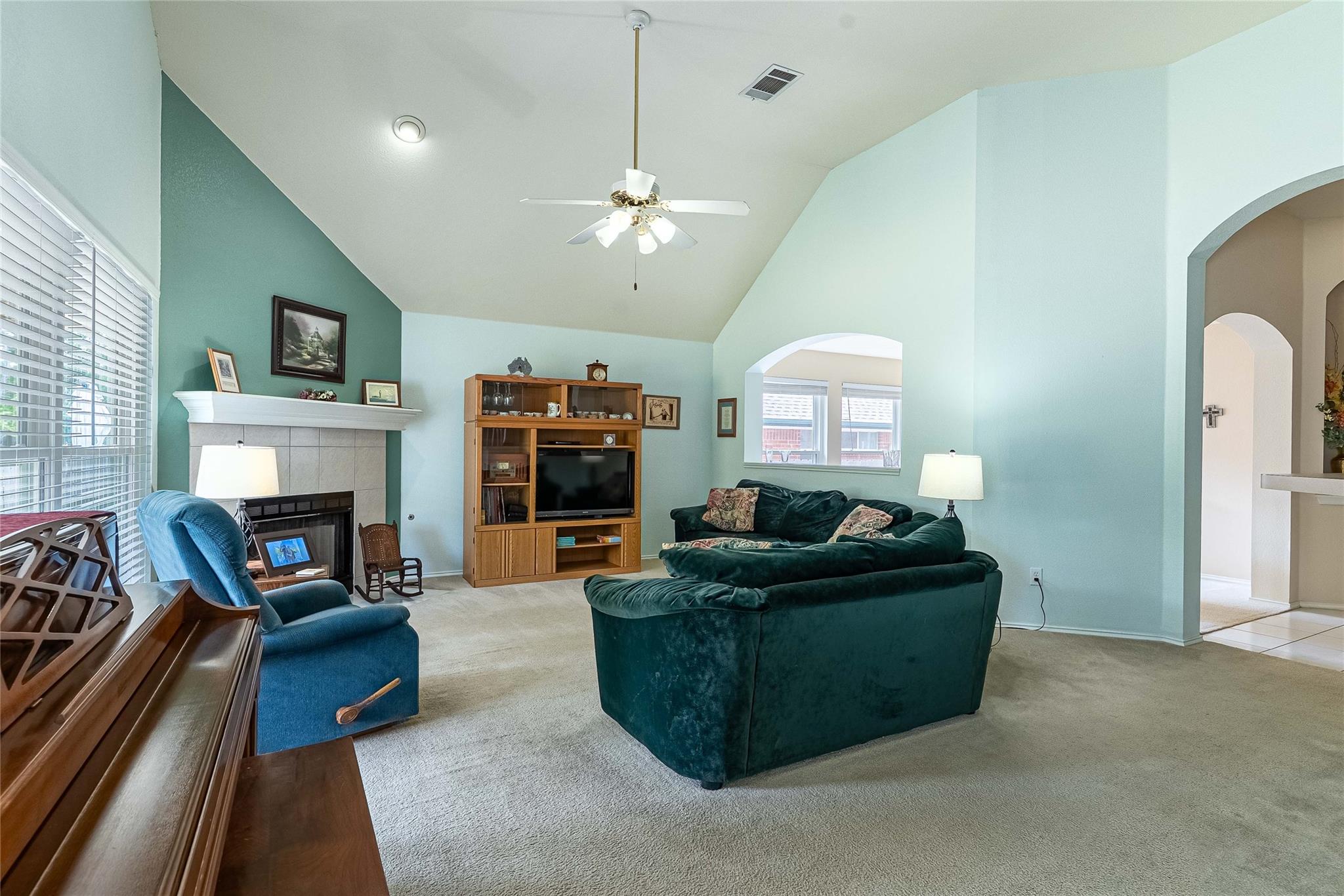 1106 Willow Creek DR, Leander, TX 78641