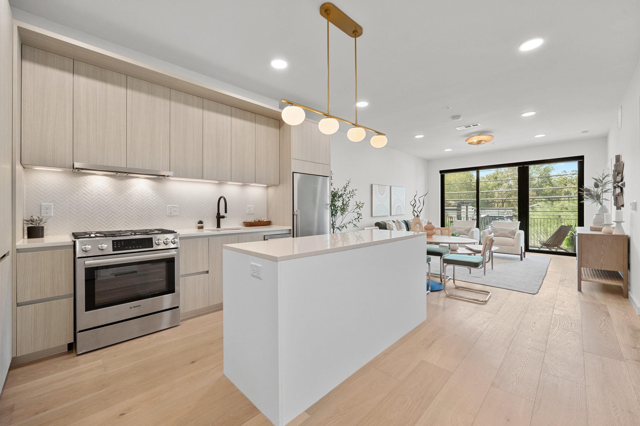 2209 S 1st ST #216, Austin, TX 78704