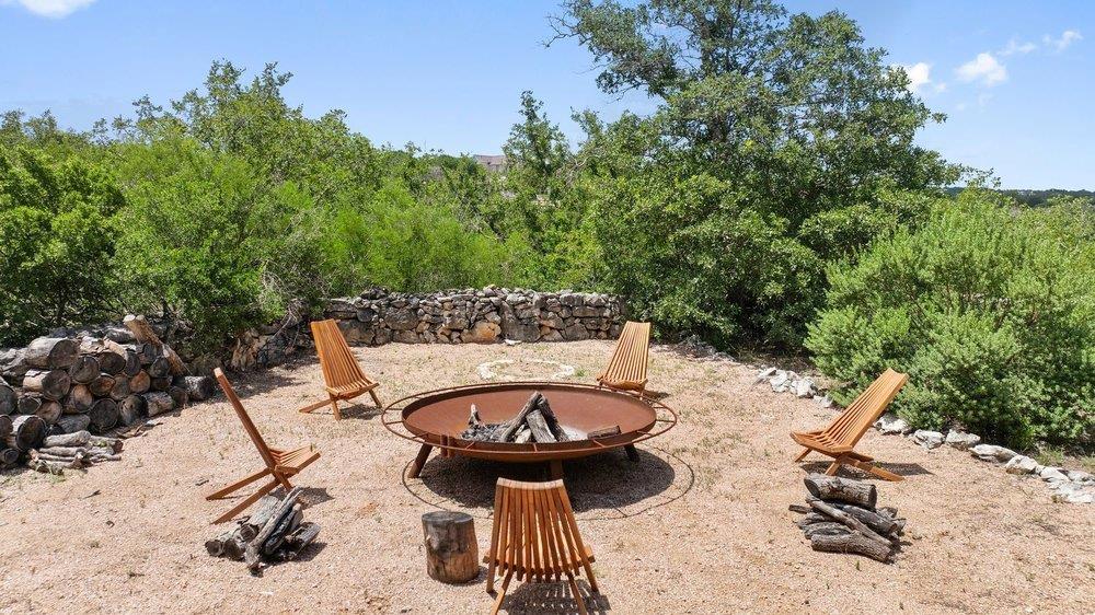 4002 Tyx Trl, Spicewood, TX 78669